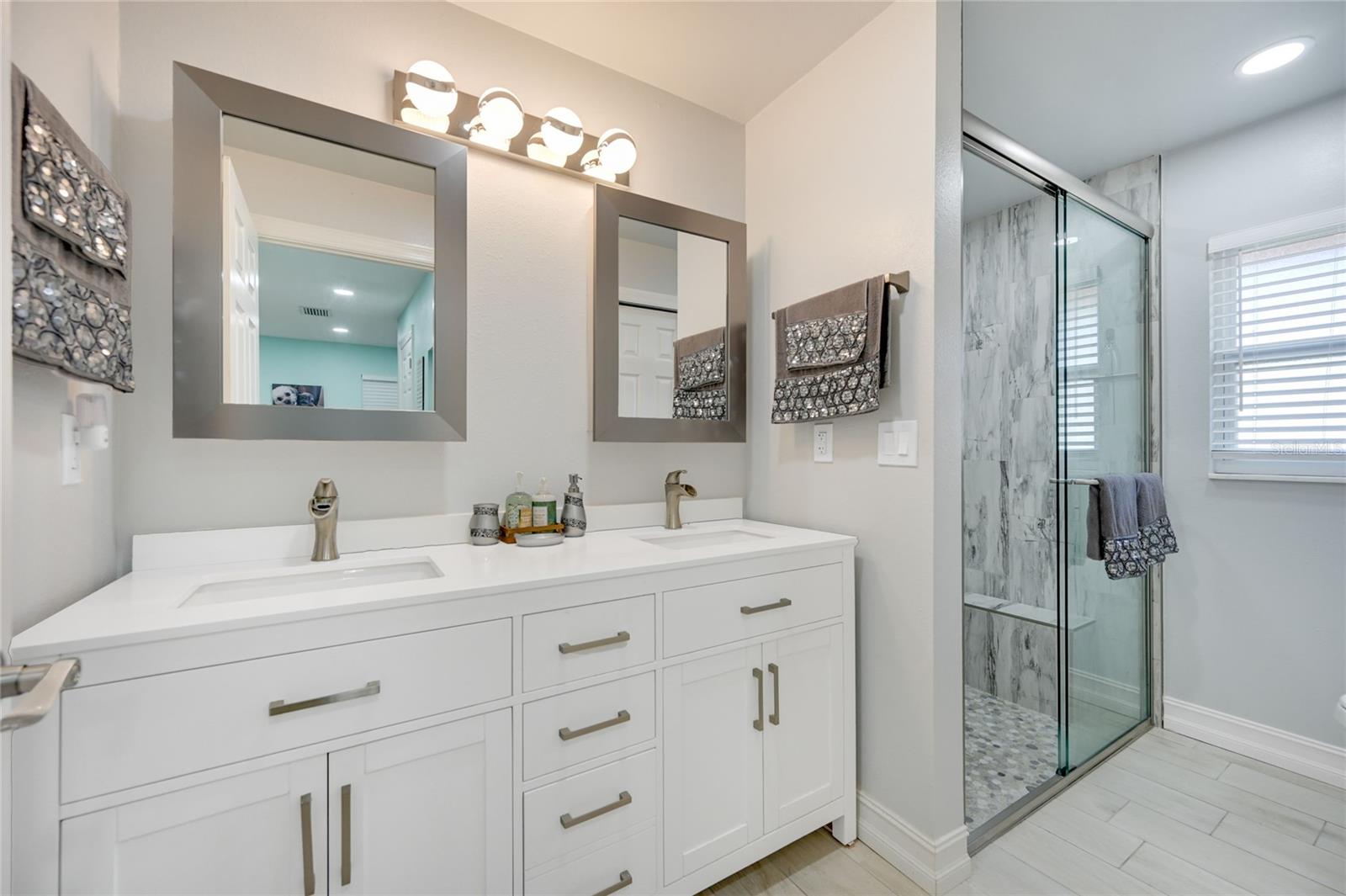 Image 18 of 28 For 4240 Perth Court