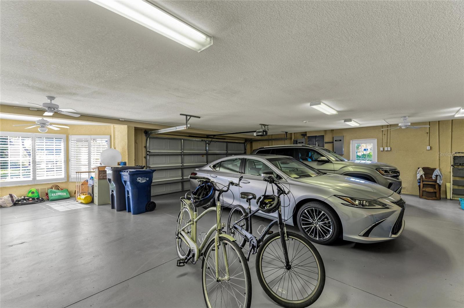 Image 17 of 99 For 12413 Baypointe Terrace