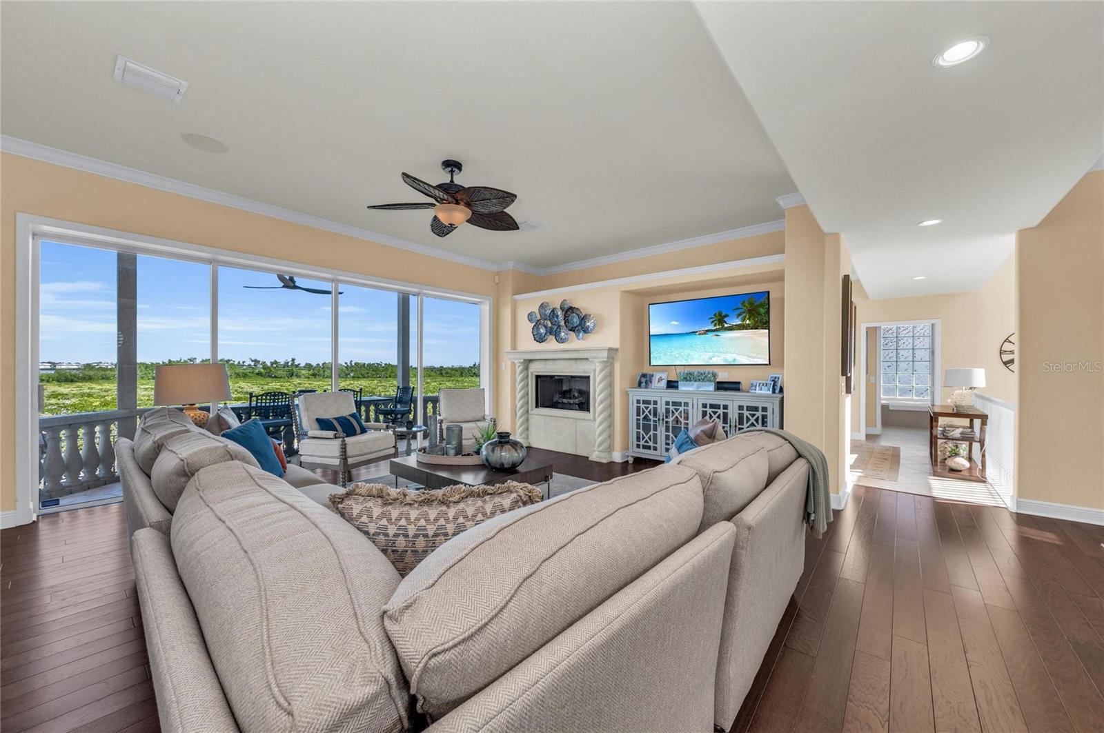 Image 26 of 99 For 12413 Baypointe Terrace