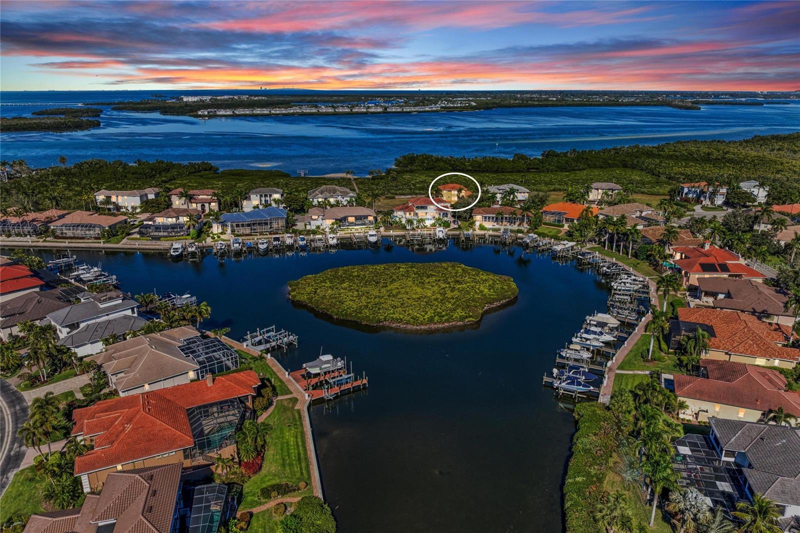 Image 89 of 99 For 12413 Baypointe Terrace