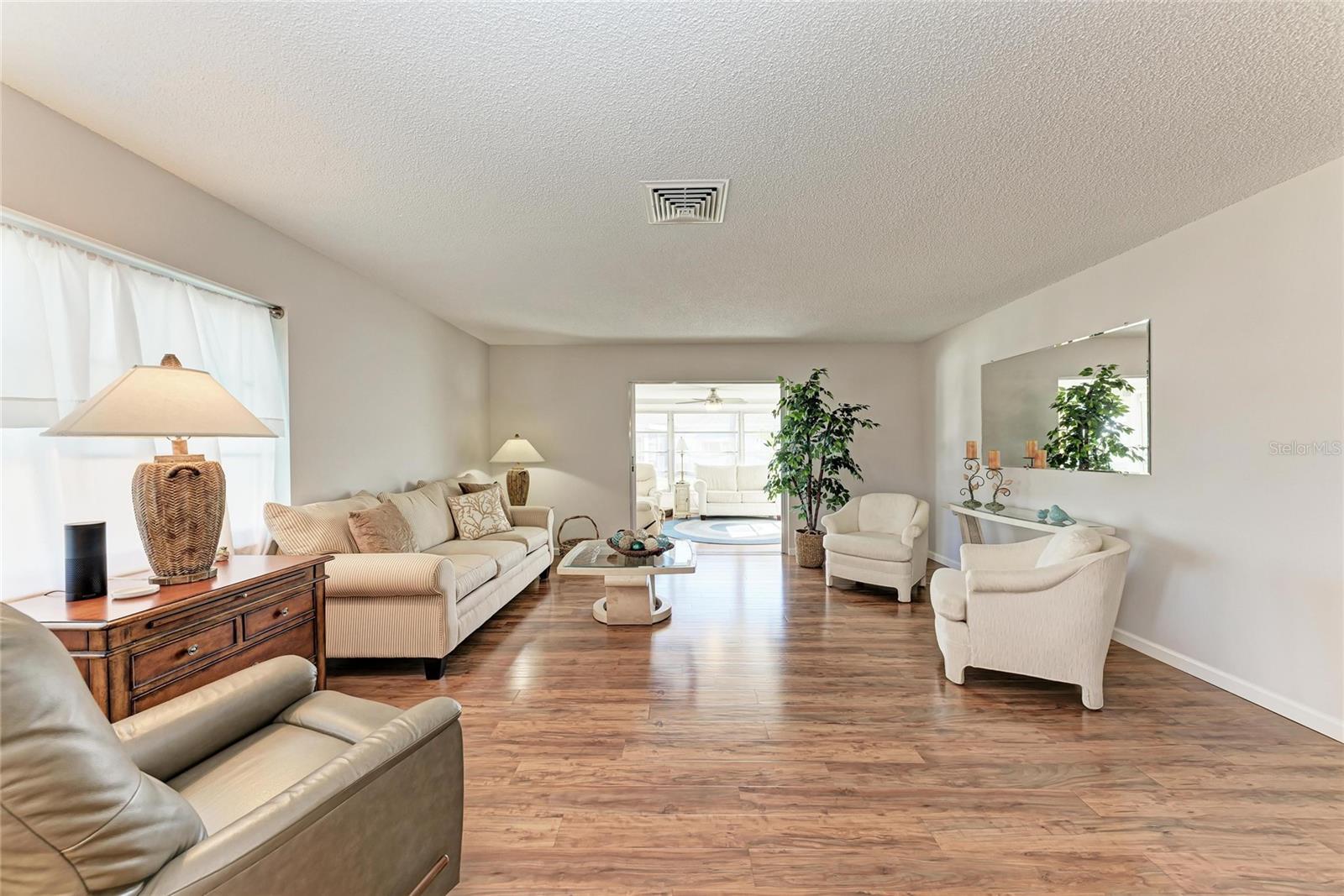 Image 15 of 41 For 5992 Coral Way
