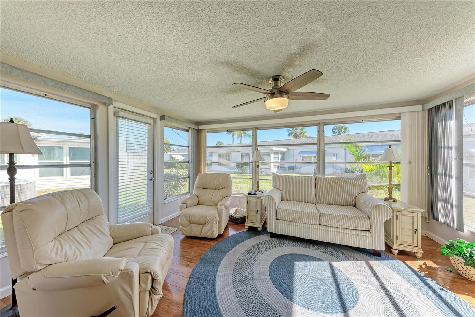 Image 19 of 41 For 5992 Coral Way