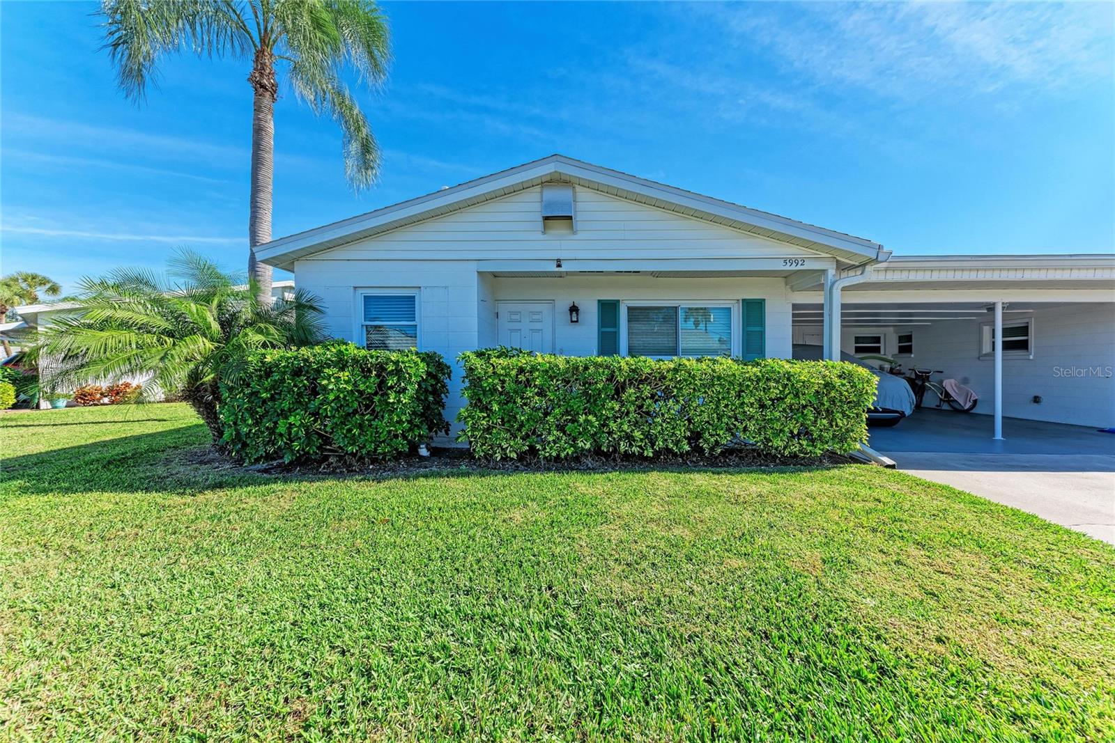 Image 2 of 41 For 5992 Coral Way