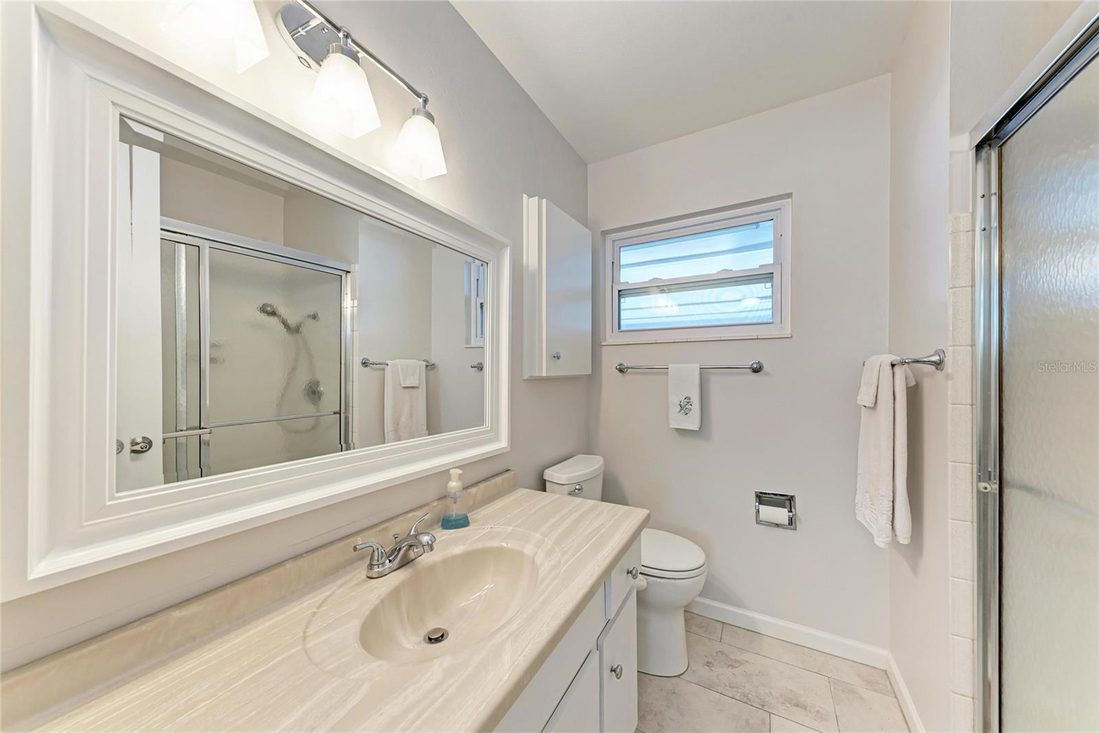 Image 26 of 41 For 5992 Coral Way