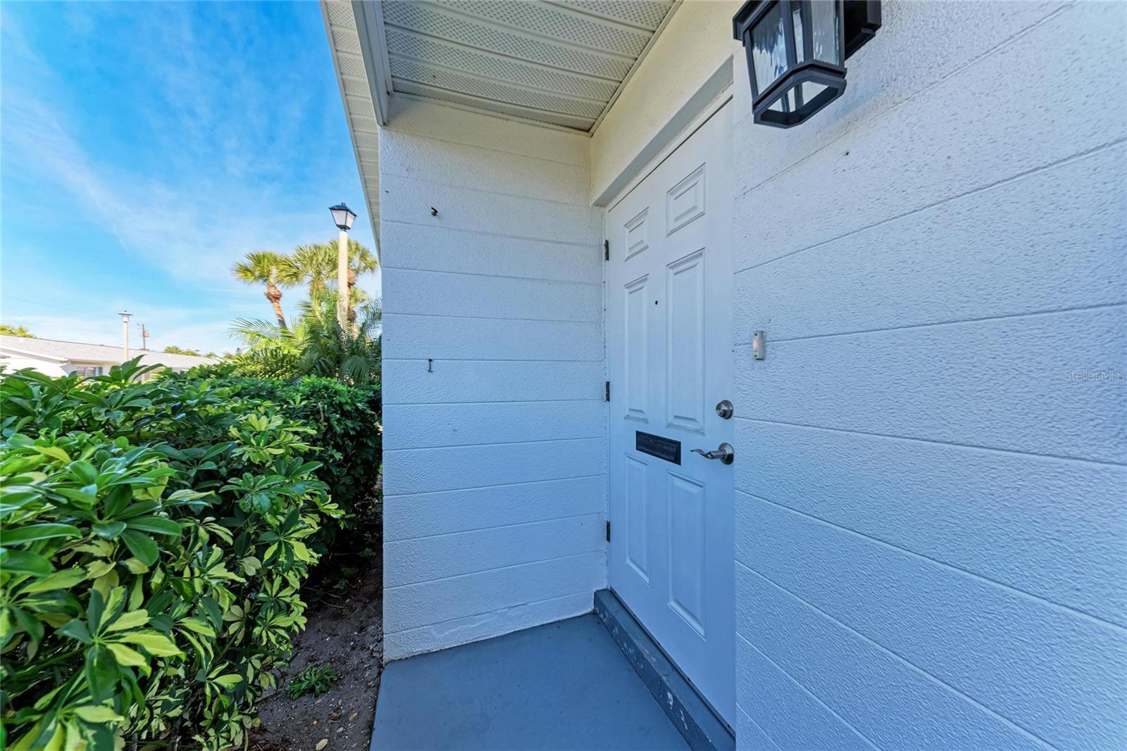 Image 4 of 41 For 5992 Coral Way