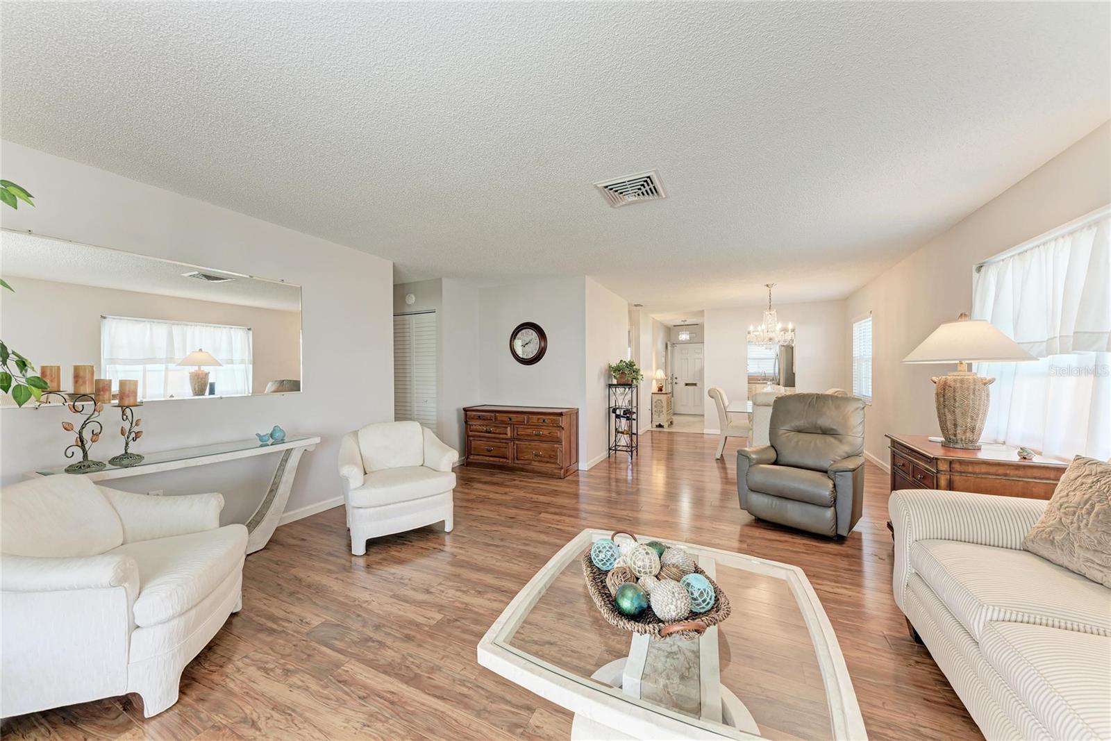 Image 6 of 41 For 5992 Coral Way