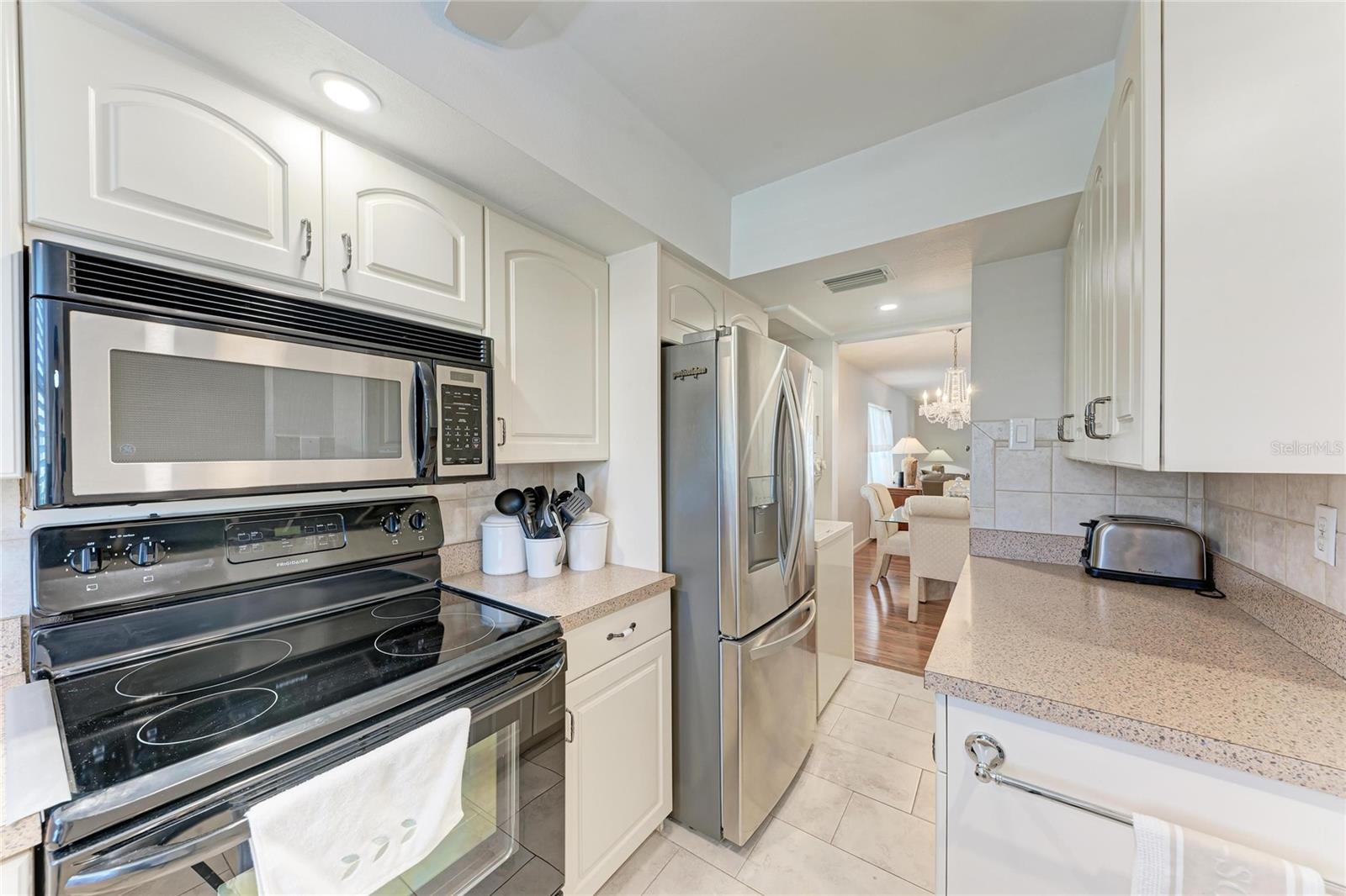 Image 7 of 41 For 5992 Coral Way