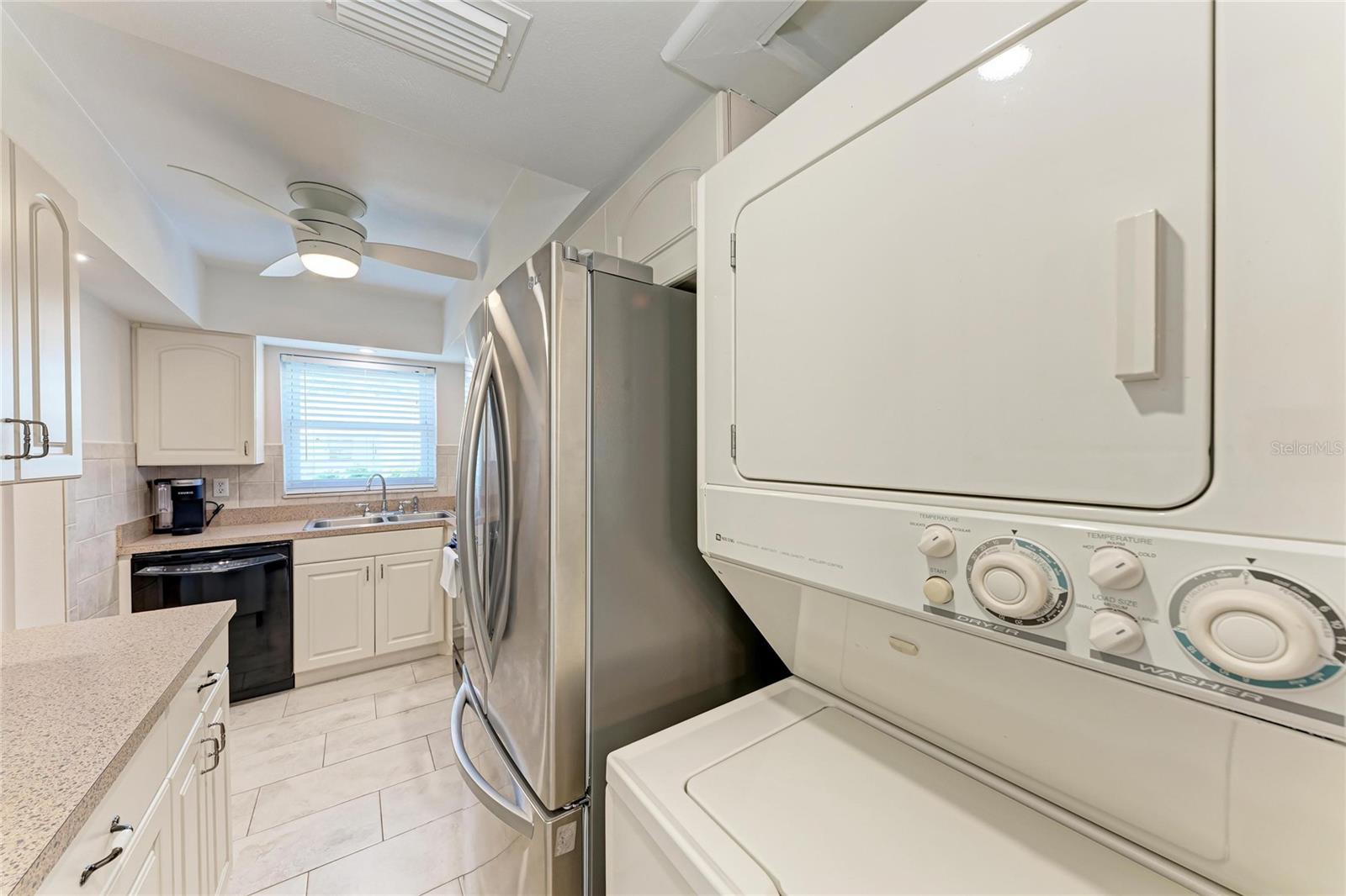 Image 9 of 41 For 5992 Coral Way