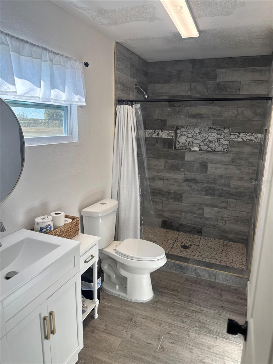 Image 35 of 40 For 9930 Hoth Road