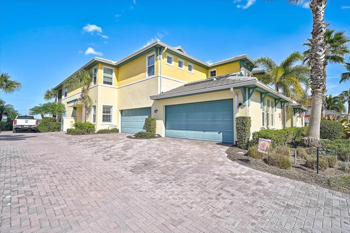 Image 14 of 63 For 1258 Riverscape Street 1258