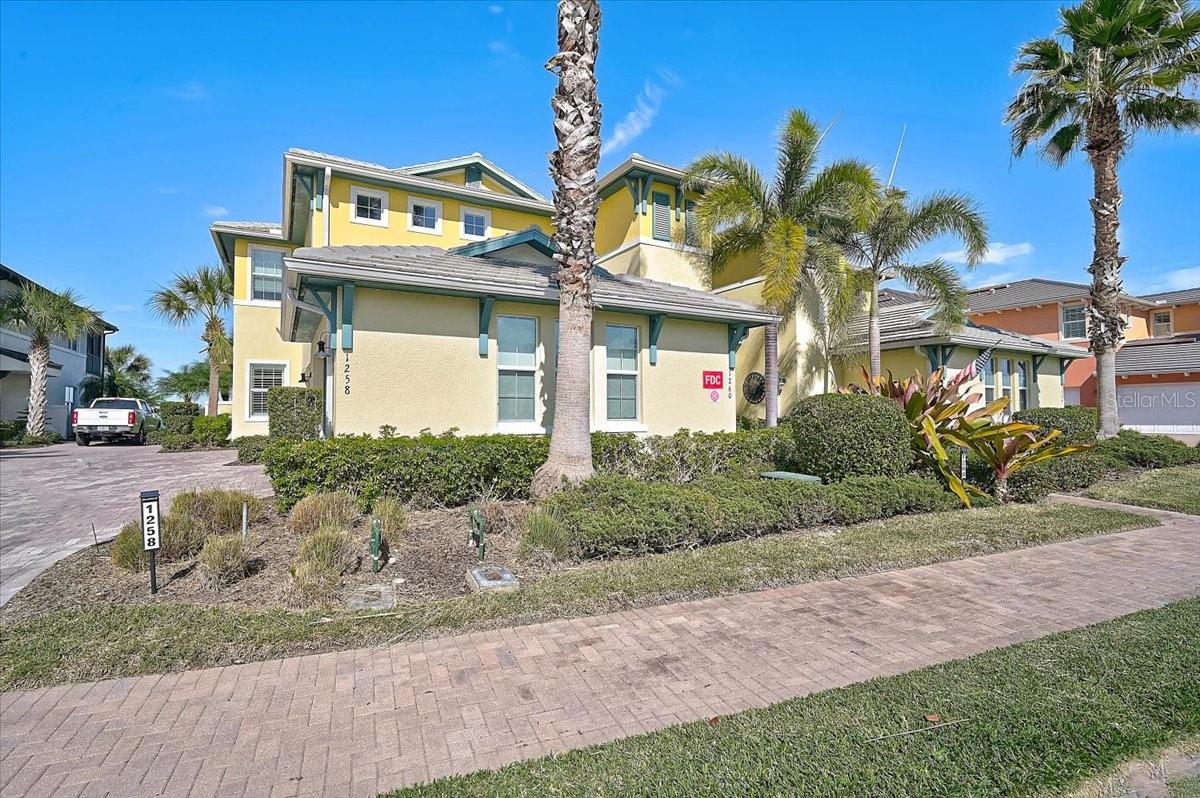 Image 15 of 63 For 1258 Riverscape Street 1258