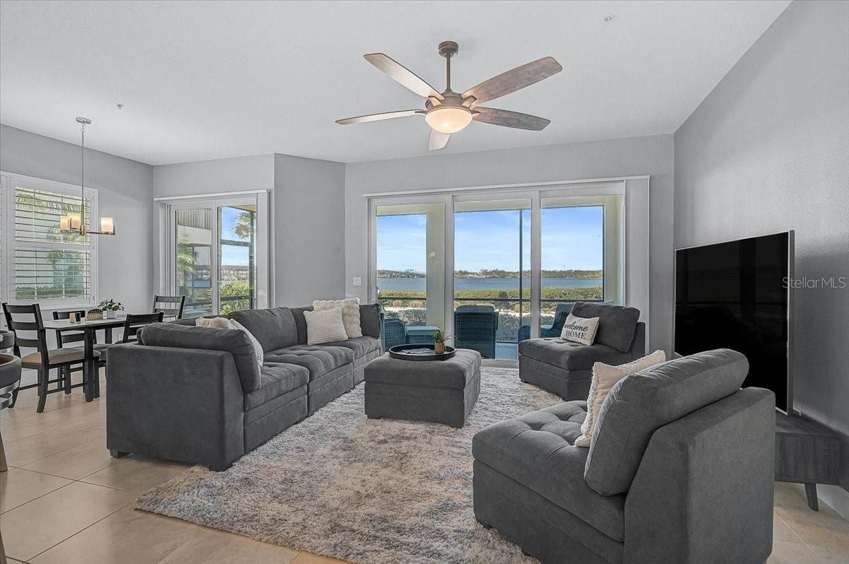 Image 5 of 63 For 1258 Riverscape Street 1258