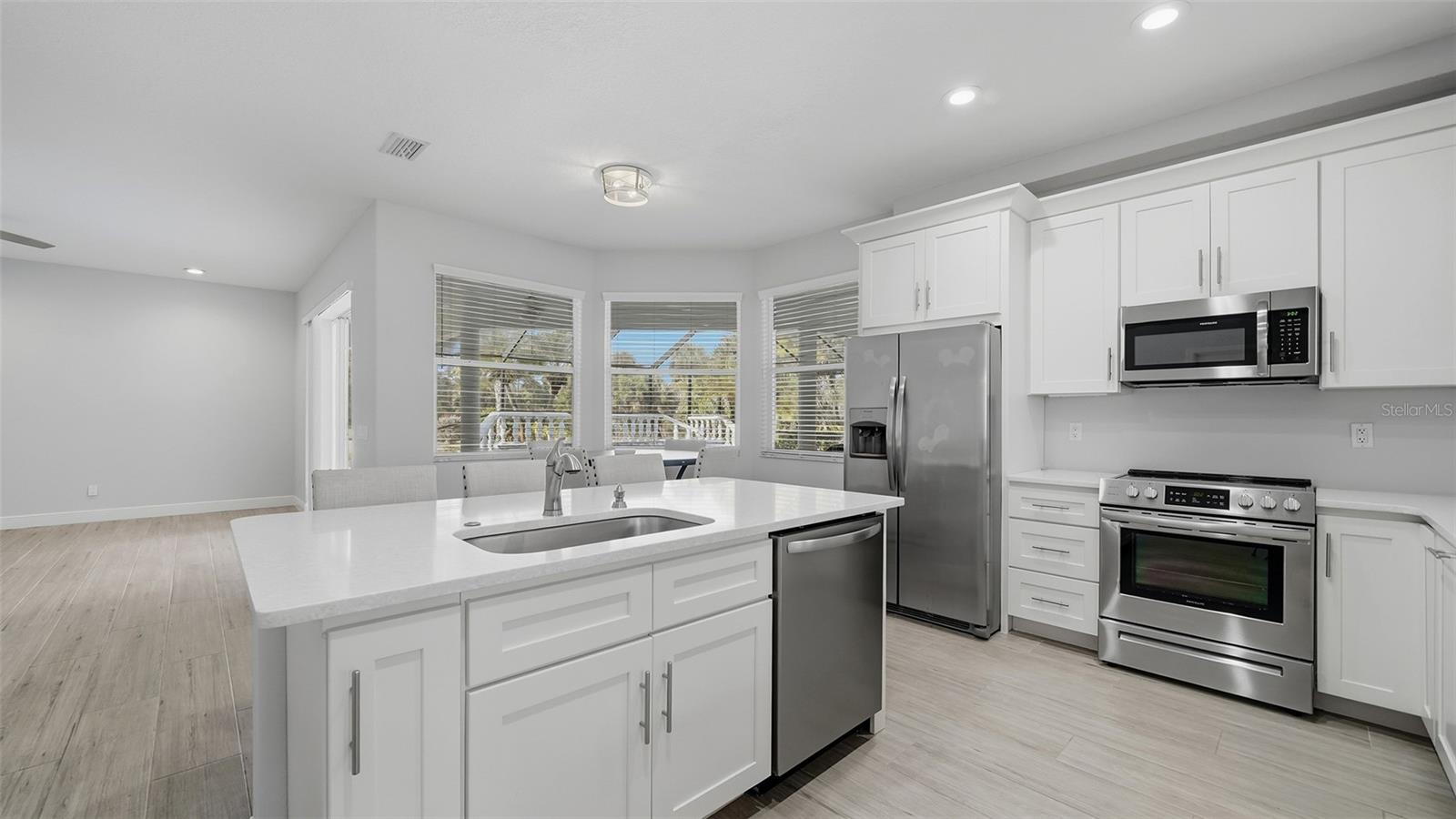 Image 25 of 77 For 9402 Glen Abbey Lane