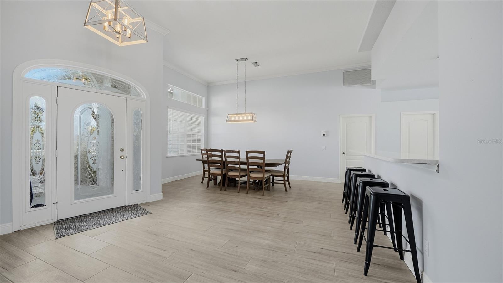 Image 27 of 77 For 9402 Glen Abbey Lane