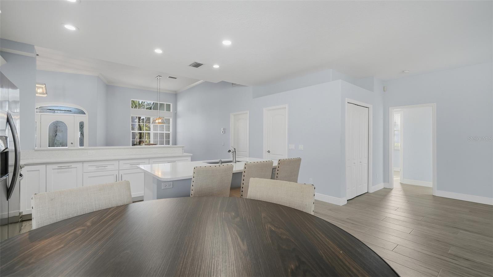 Image 30 of 77 For 9402 Glen Abbey Lane