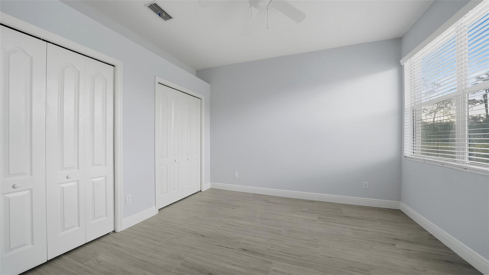 Image 35 of 77 For 9402 Glen Abbey Lane