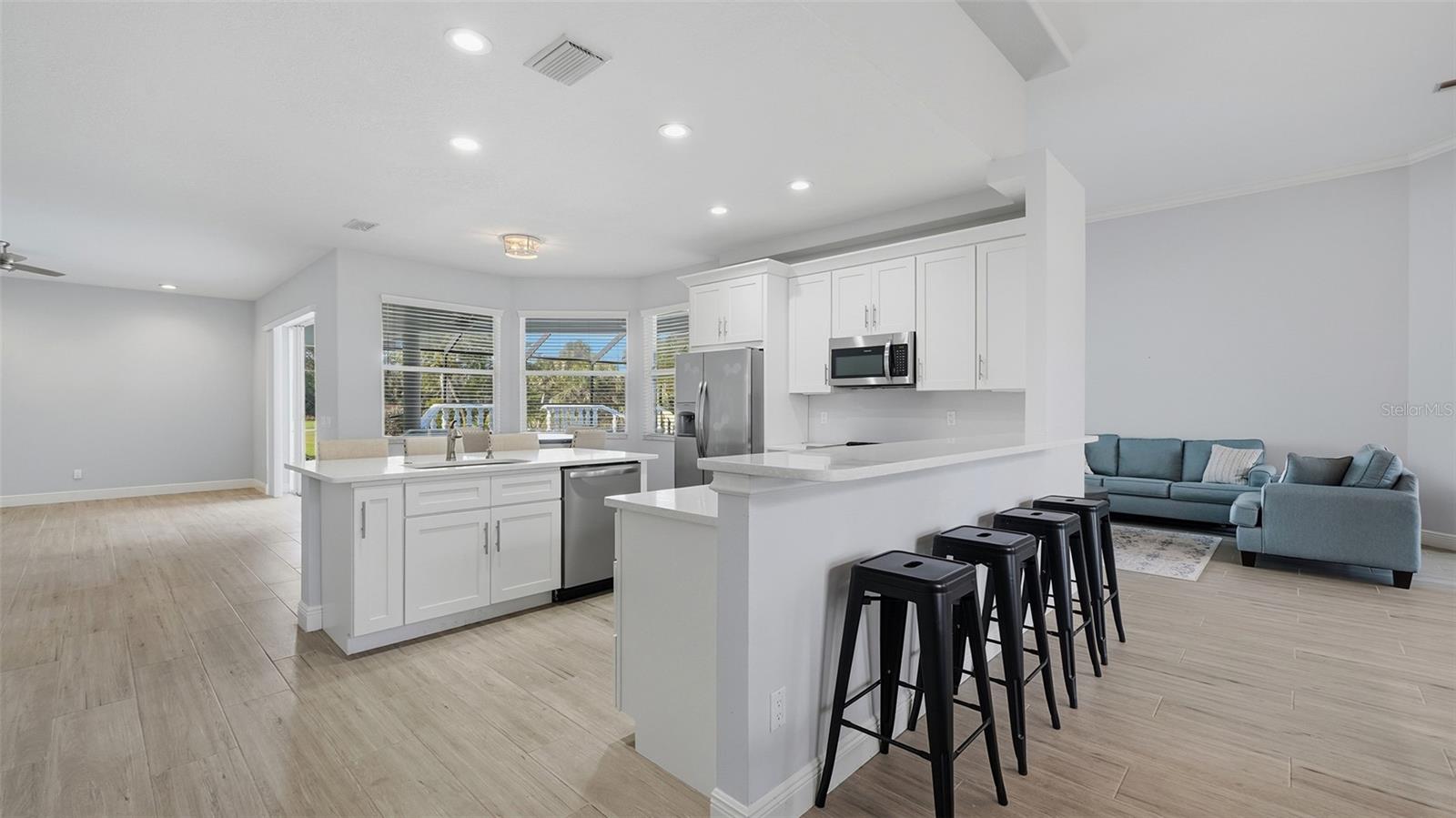 Image 5 of 77 For 9402 Glen Abbey Lane