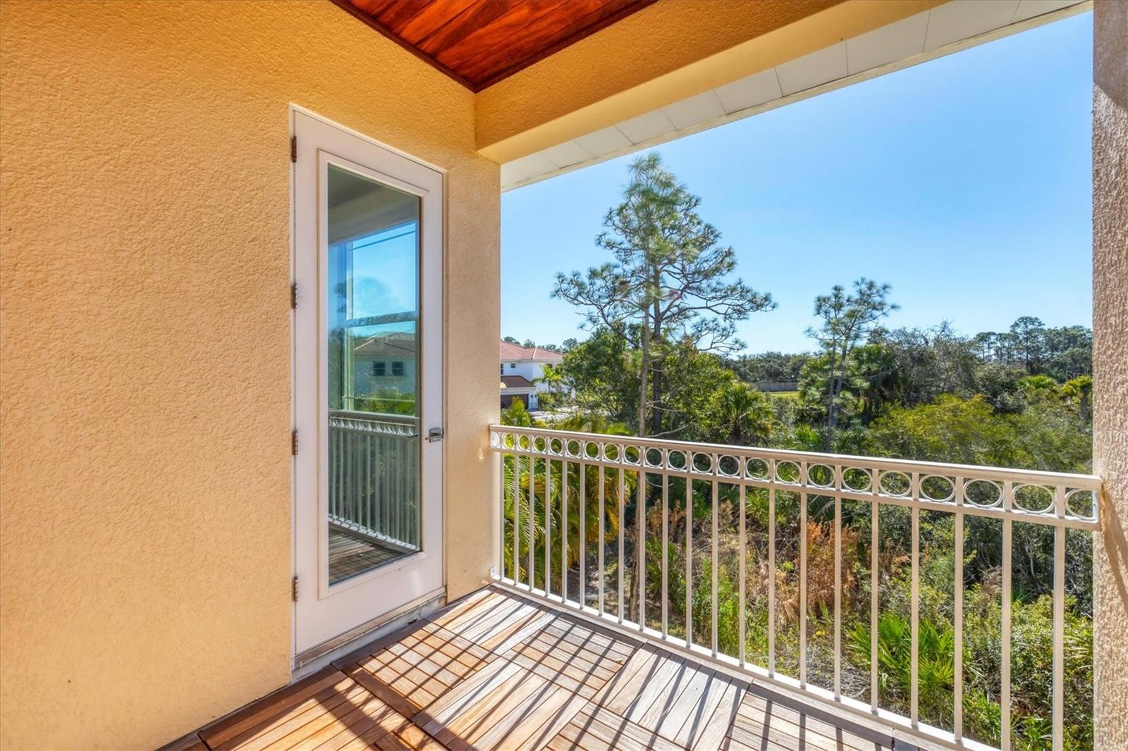 Image 20 of 39 For 7835 Hidden Creek Loop 101