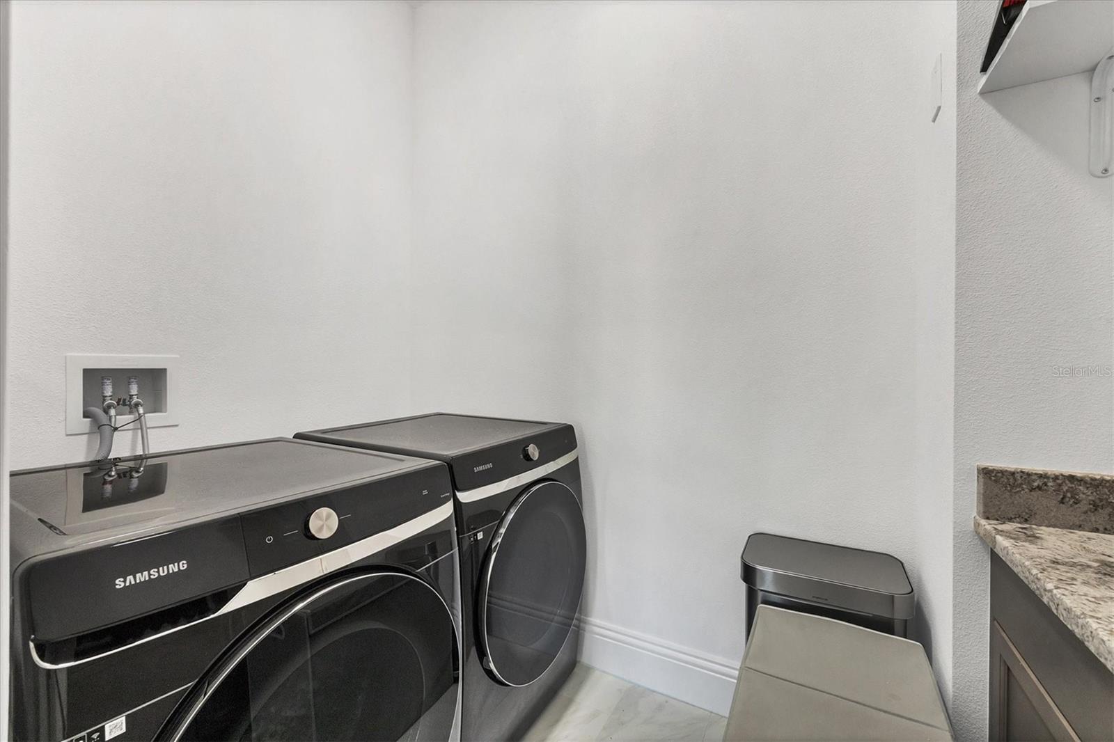 Image 26 of 39 For 7835 Hidden Creek Loop 101