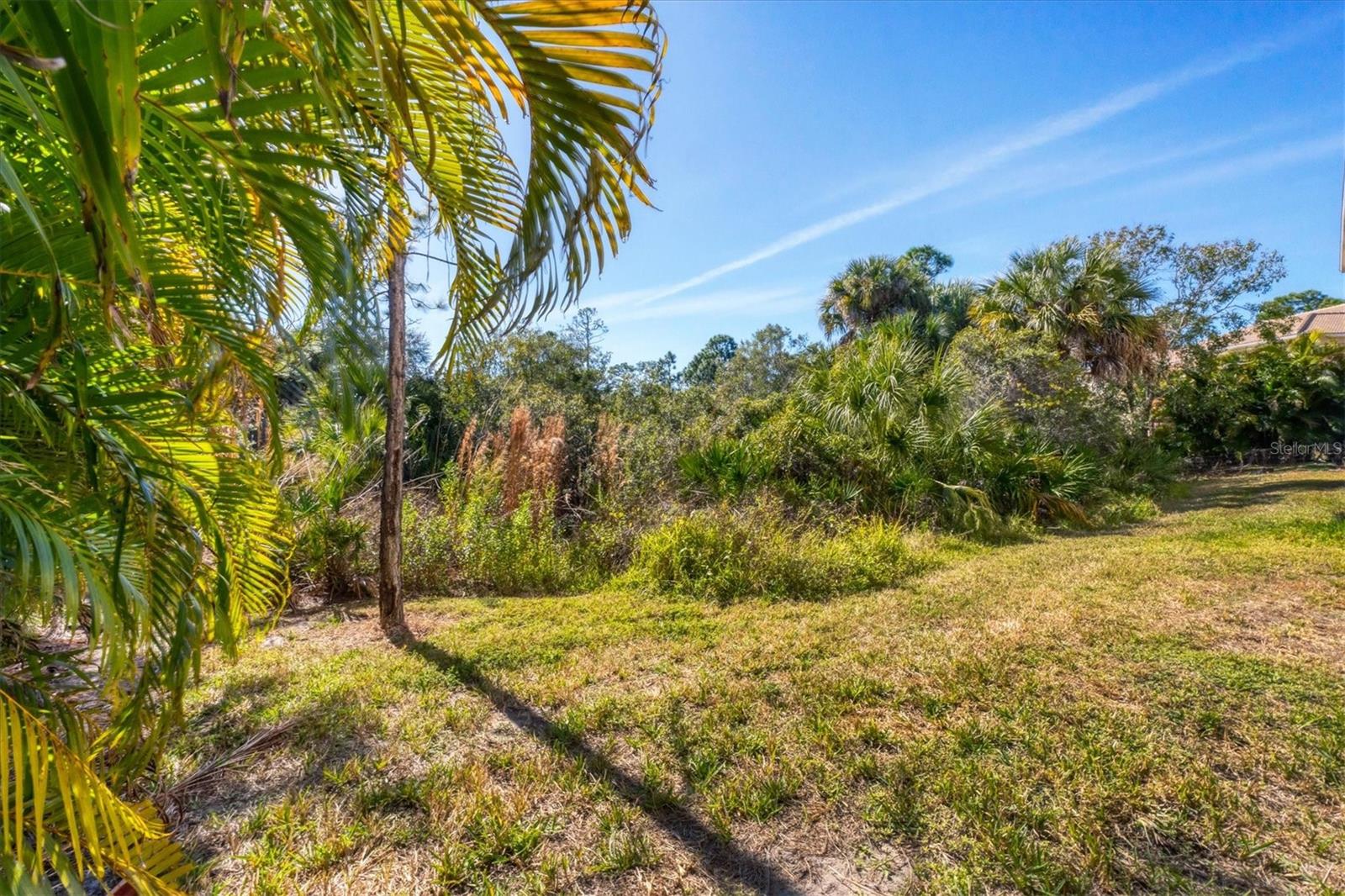 Image 30 of 39 For 7835 Hidden Creek Loop 101