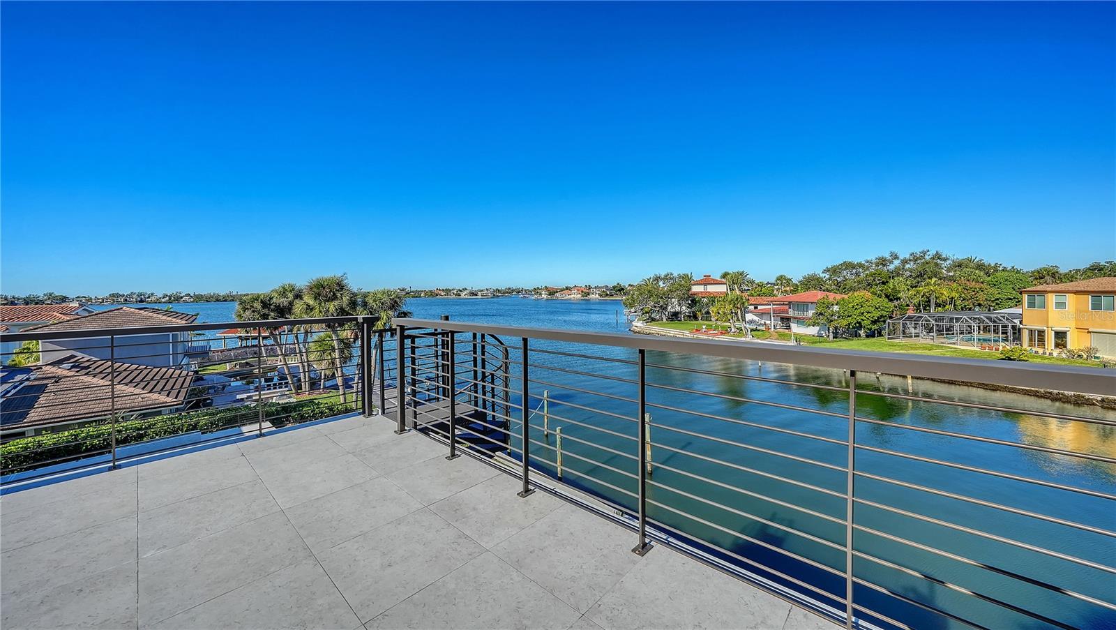 Image 34 of 50 For 1739 Little Pointe Circle