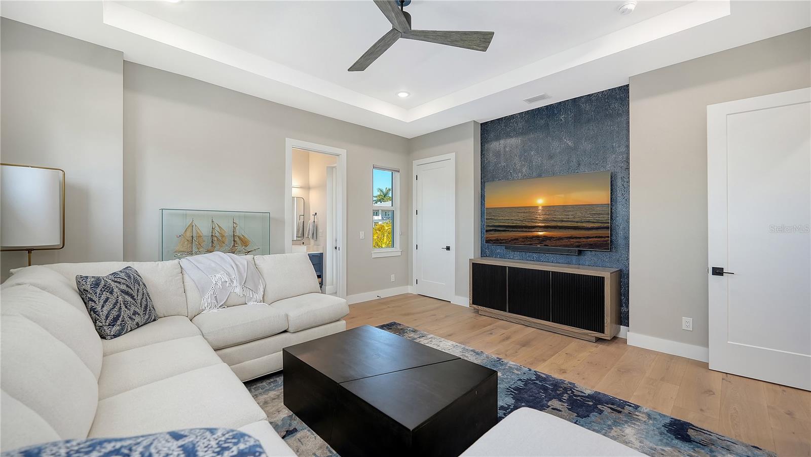 Image 45 of 50 For 1739 Little Pointe Circle