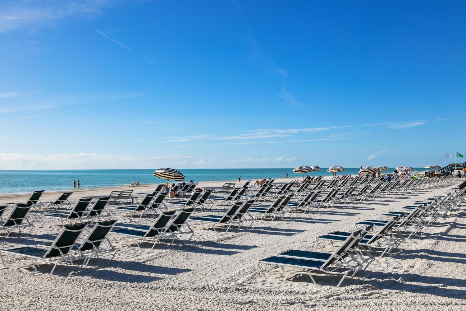 Image 28 of 44 For 225 Sands Point Road 7101