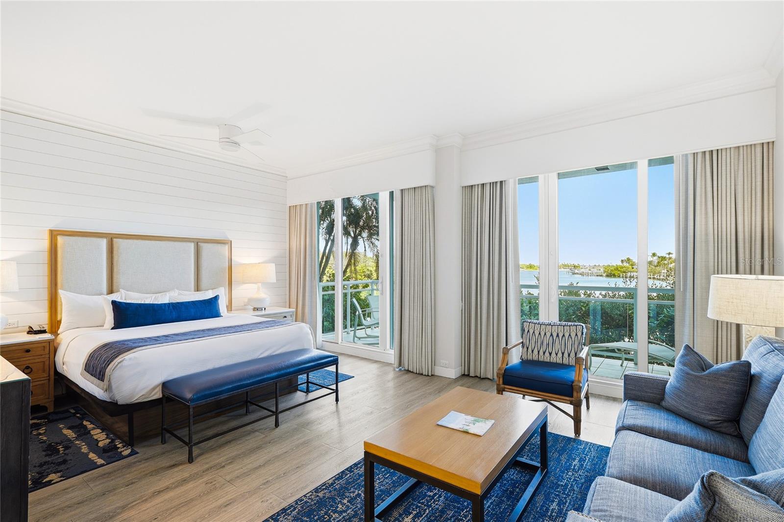 Image 4 of 44 For 225 Sands Point Road 7101