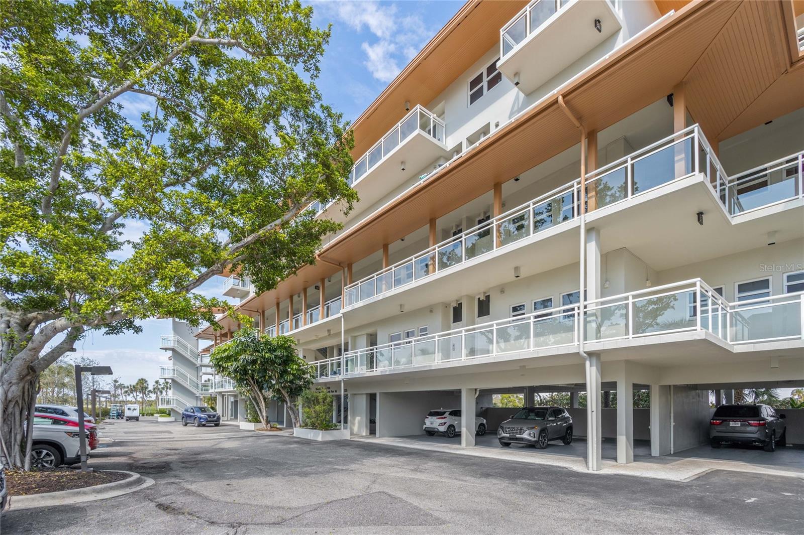 Image 44 of 44 For 225 Sands Point Road 7101