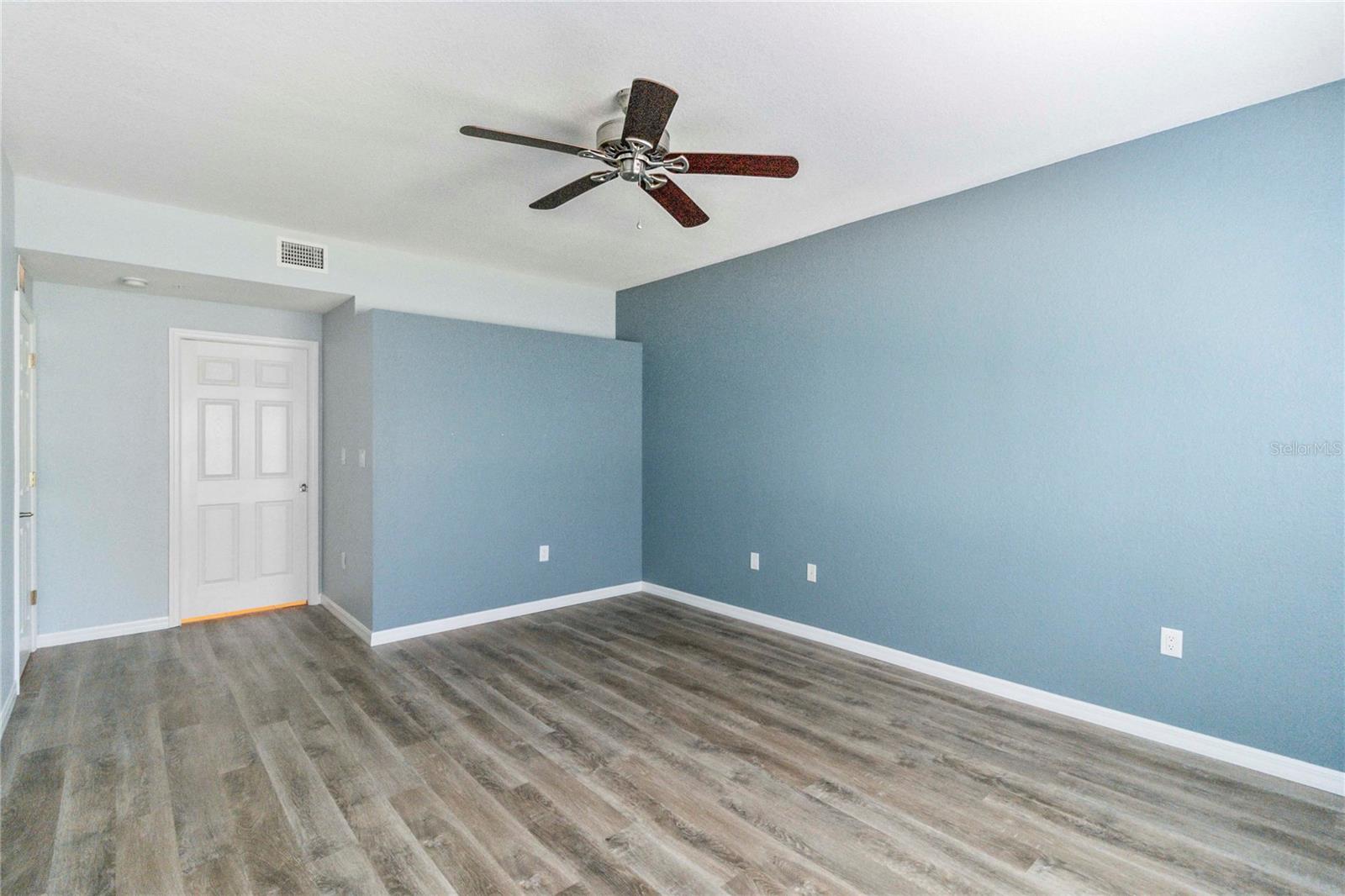 Image 12 of 29 For 6351 Bay Cedar Lane