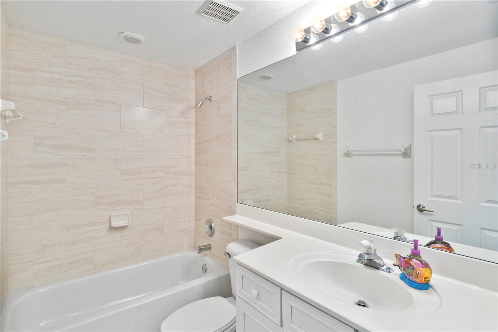 Image 19 of 29 For 6351 Bay Cedar Lane