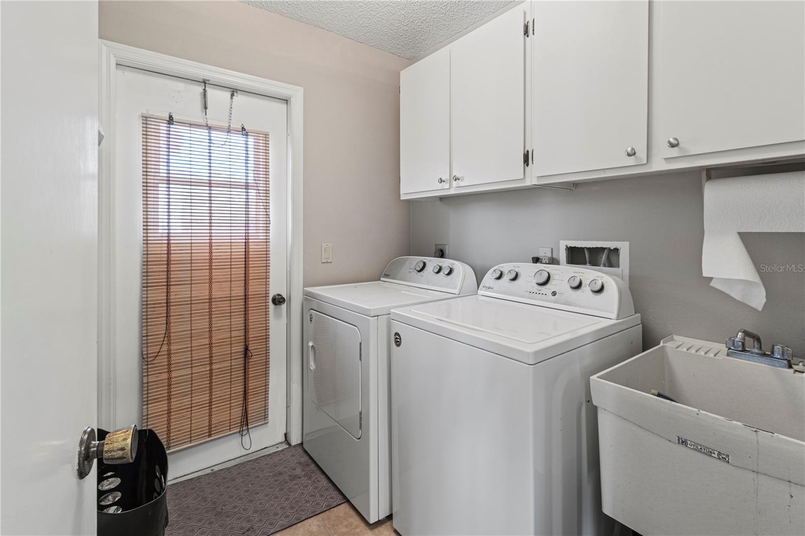 Image 24 of 38 For 9008 Allapata Lane