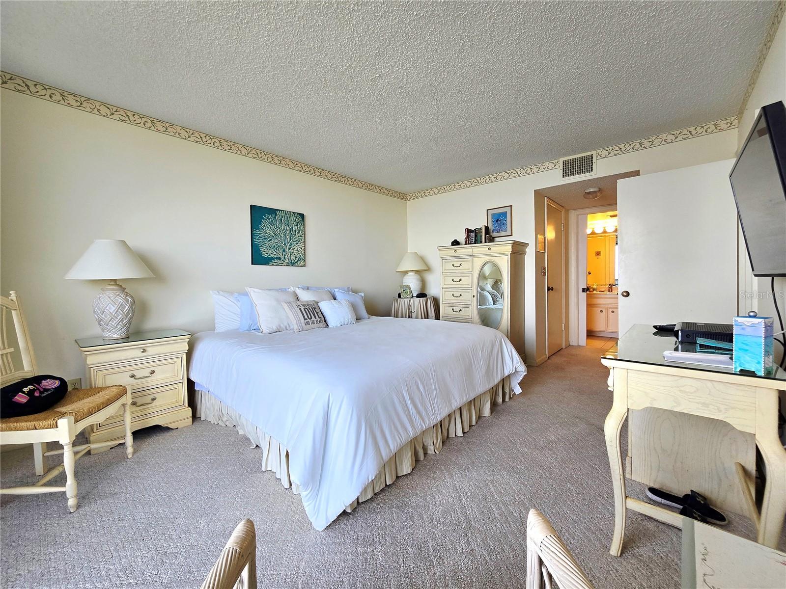 Image 20 of 69 For 1890 Atlantic Avenue 604