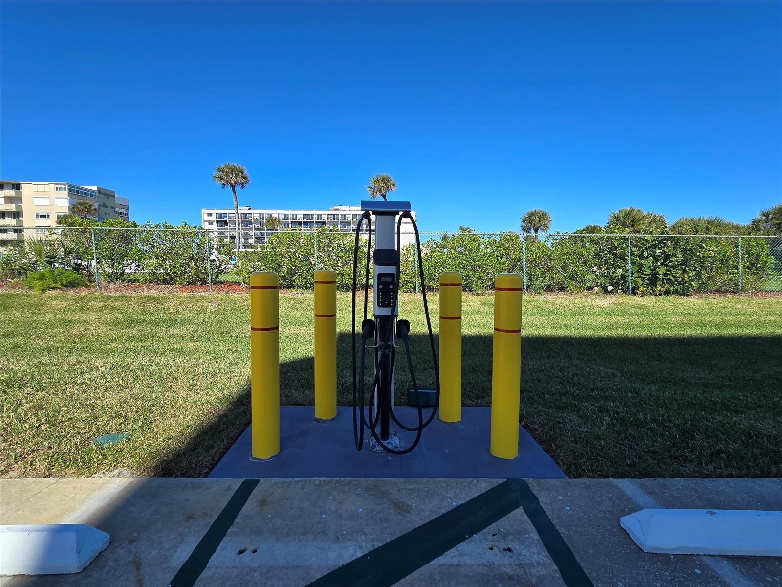 Image 51 of 69 For 1890 Atlantic Avenue 604