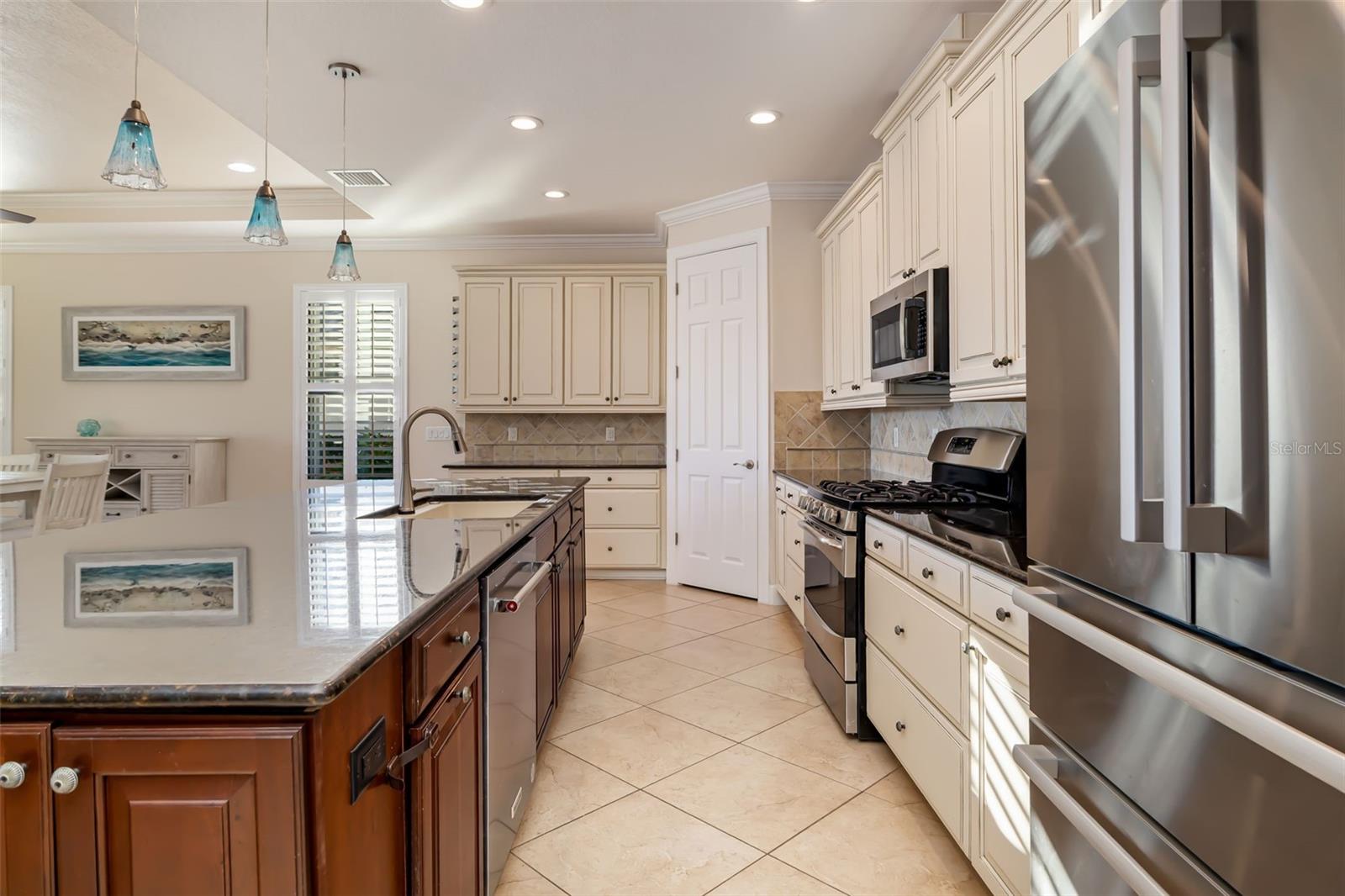 Image 10 of 65 For 12729 Del Corso Loop