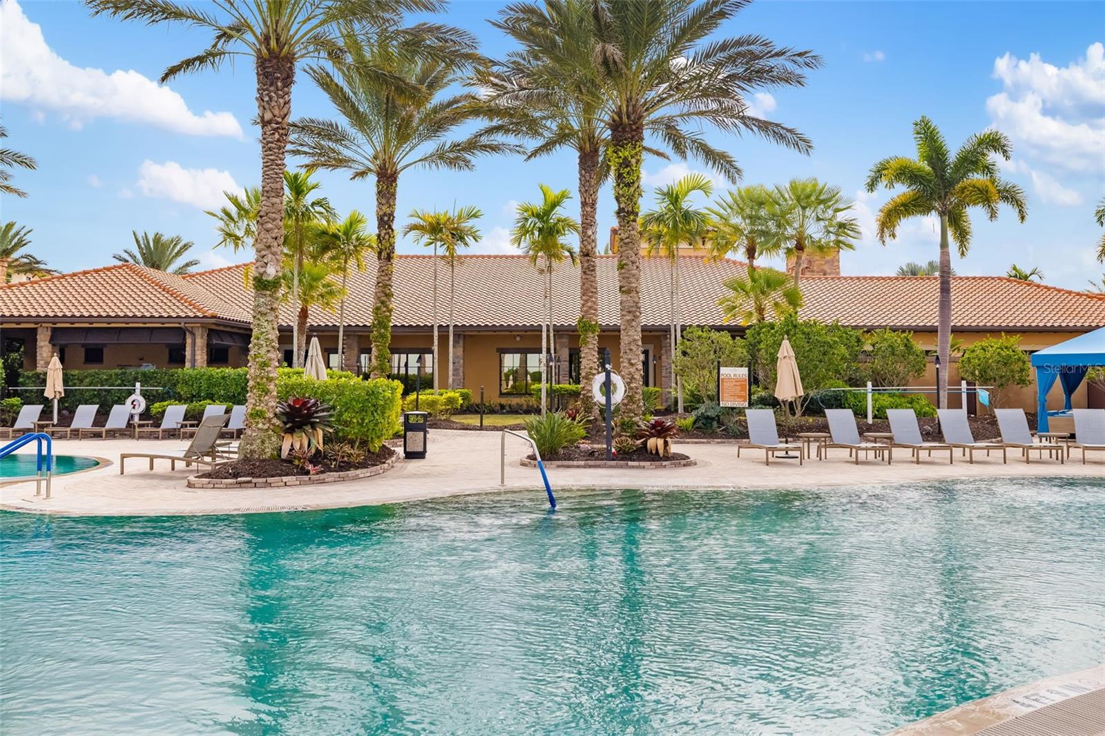 Image 53 of 65 For 12729 Del Corso Loop