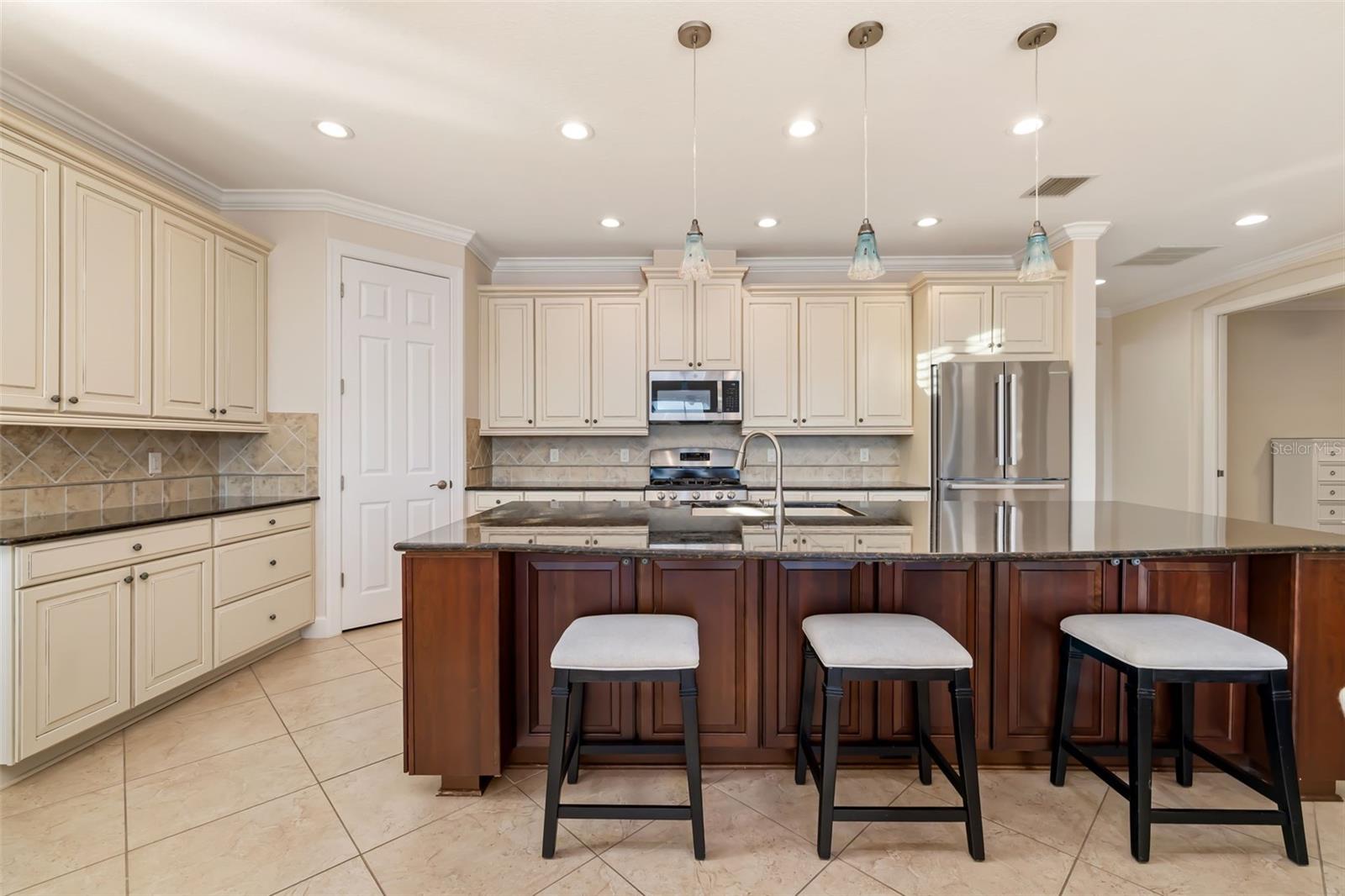 Image 9 of 65 For 12729 Del Corso Loop