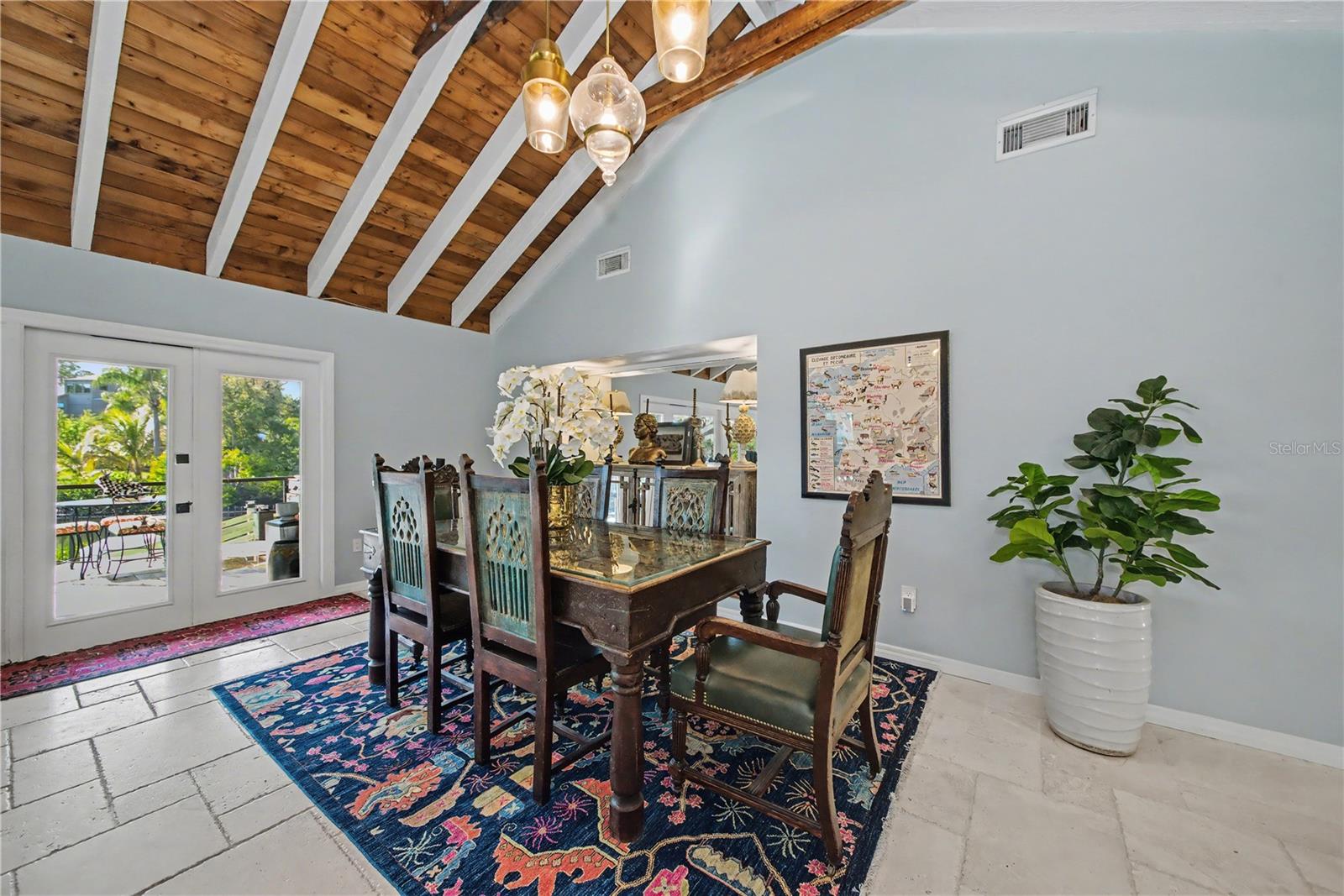 Image 11 of 77 For 5116 Admiral Place