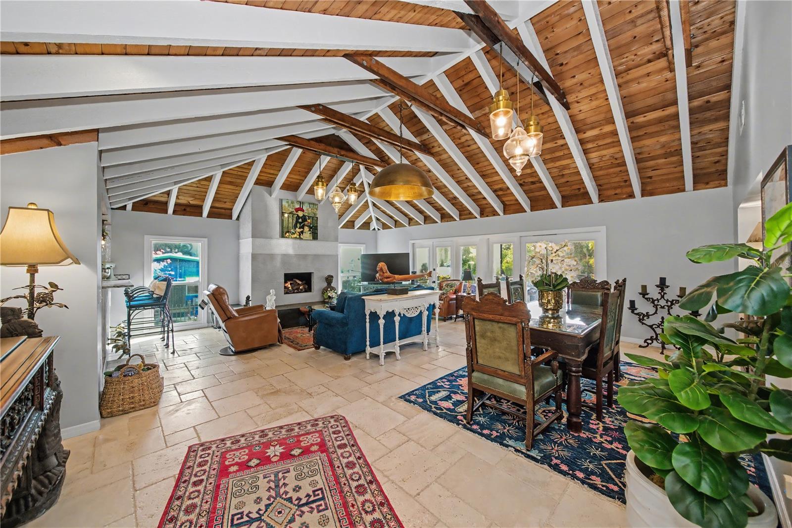 Image 12 of 77 For 5116 Admiral Place