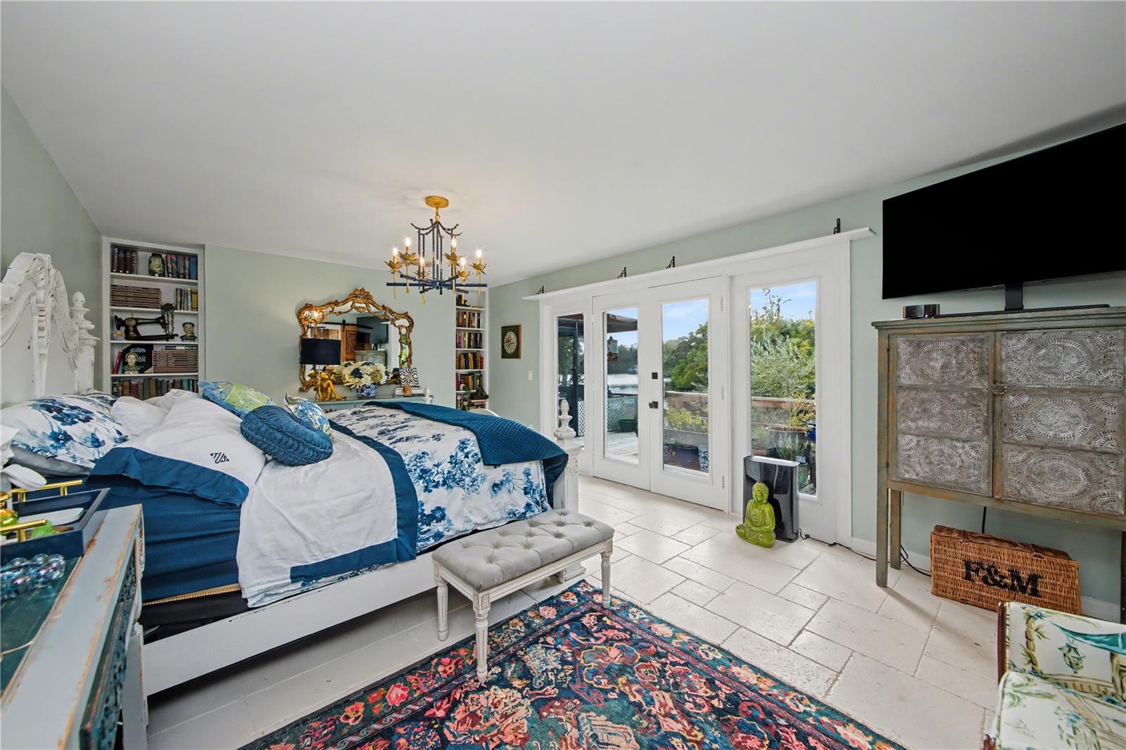 Image 13 of 77 For 5116 Admiral Place