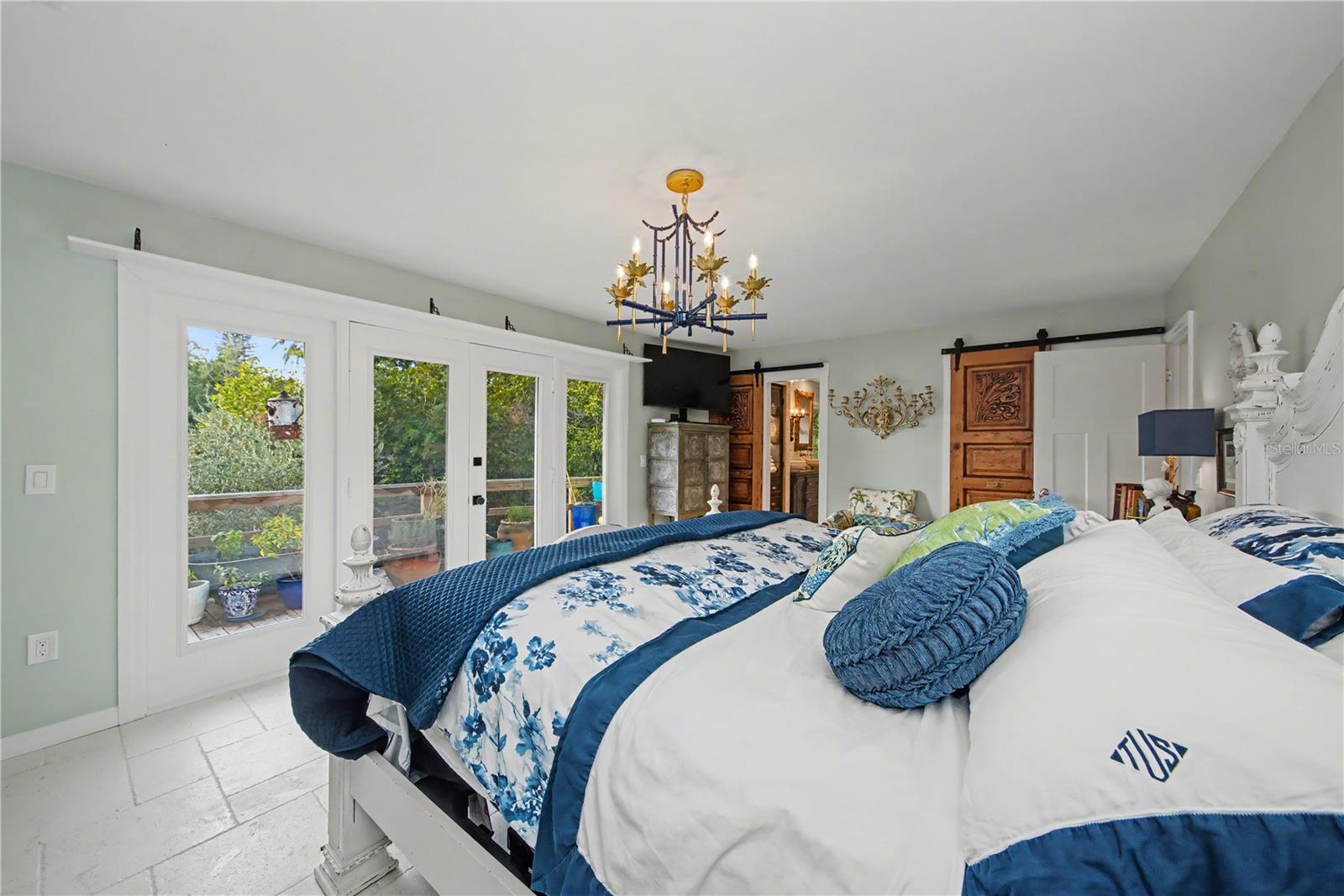 Image 17 of 77 For 5116 Admiral Place