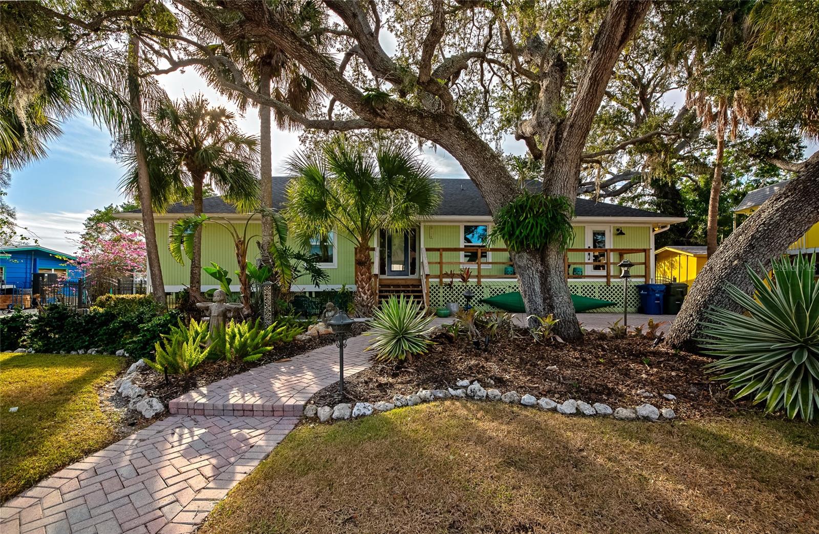 Image 45 of 77 For 5116 Admiral Place