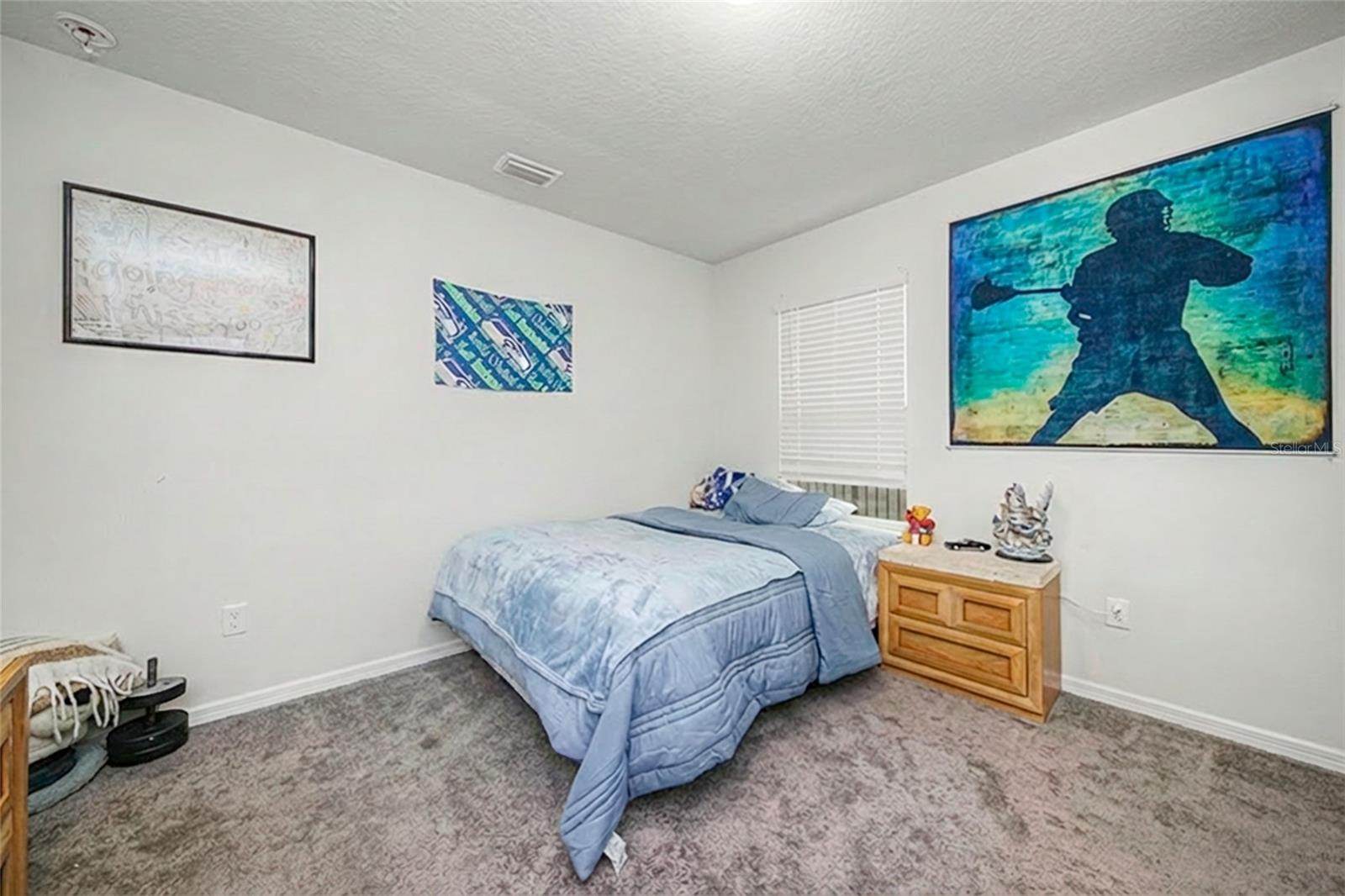 Image 29 of 49 For 8982 Royal River Circle