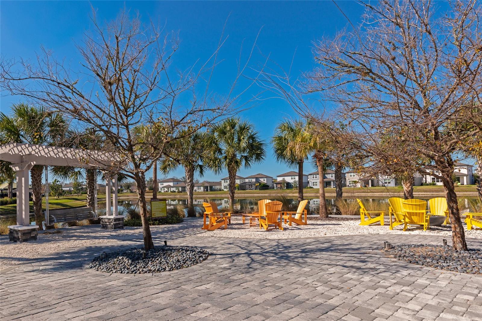 Image 46 of 49 For 8982 Royal River Circle