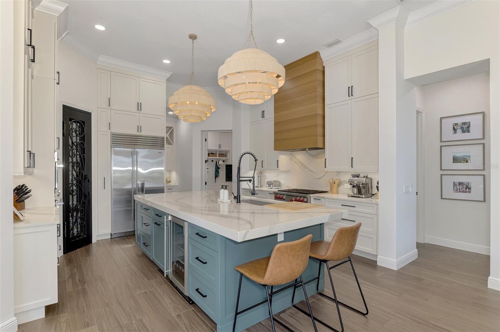 Image 11 of 43 For 7427 Greystone Street