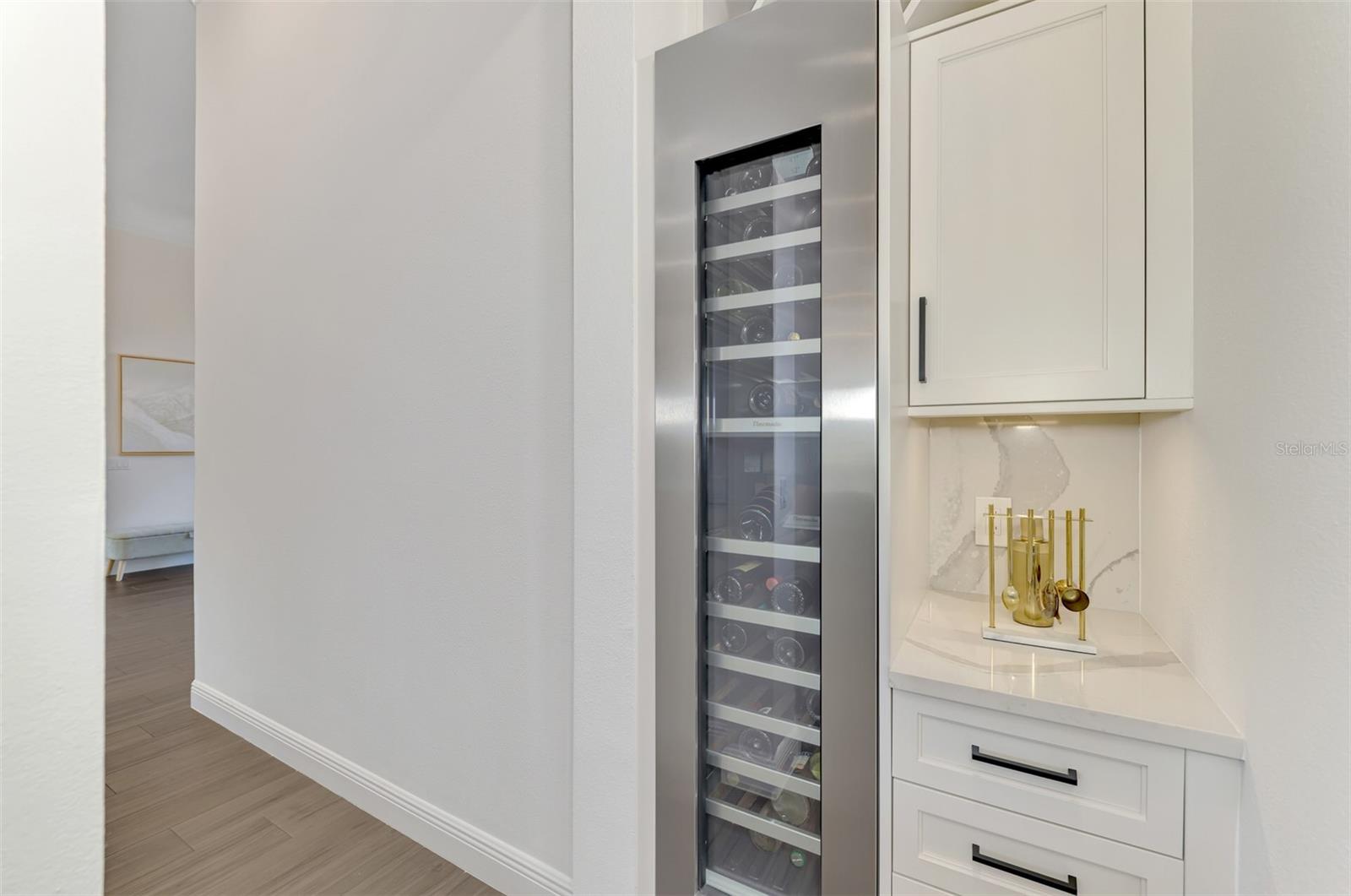 Image 14 of 43 For 7427 Greystone Street