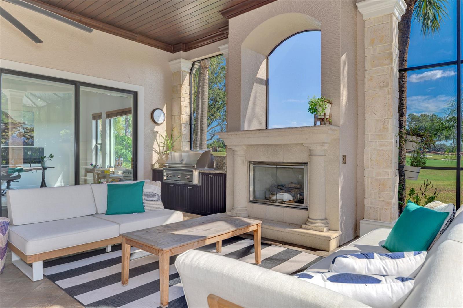 Image 34 of 43 For 7427 Greystone Street