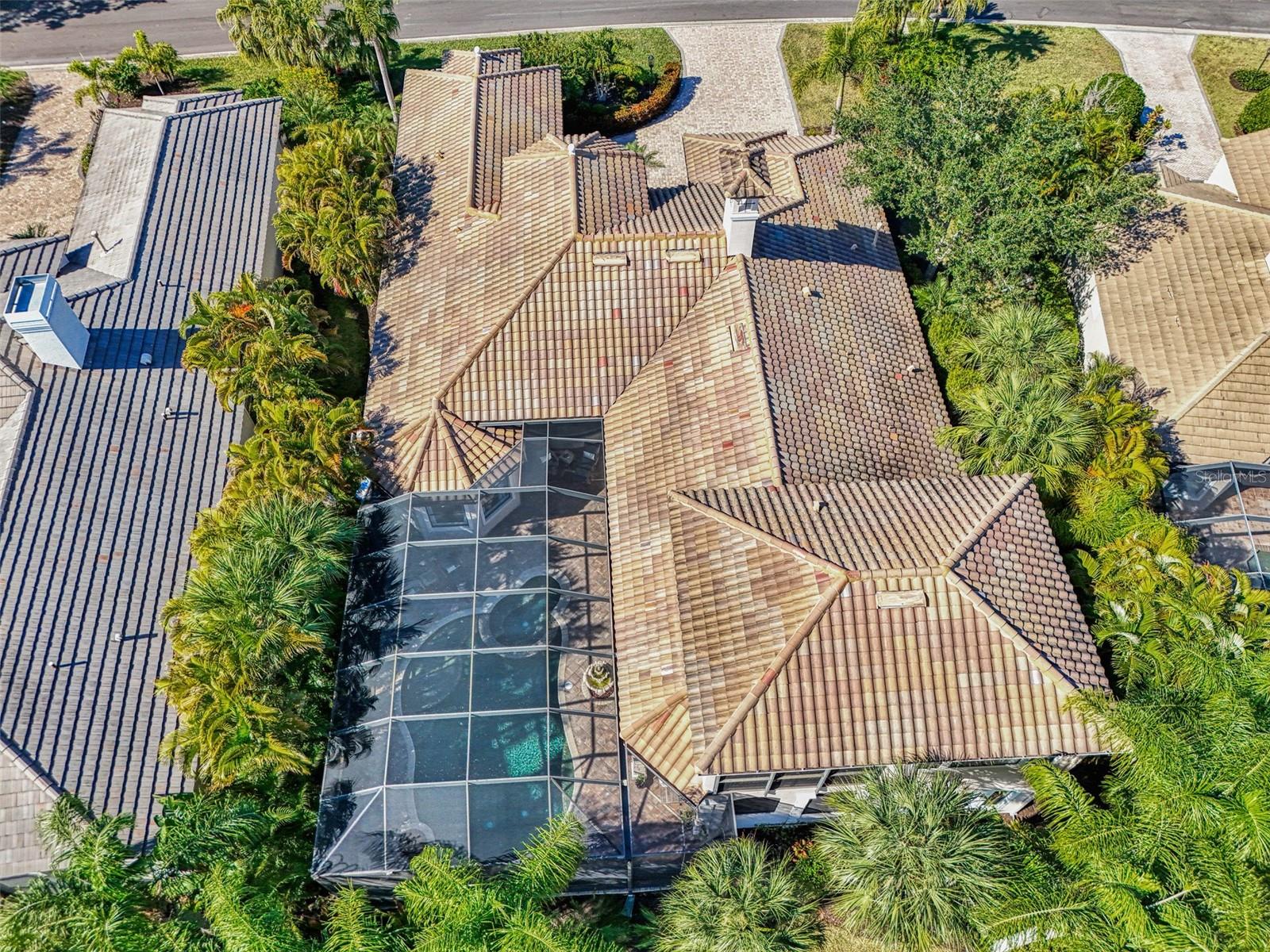 Image 38 of 43 For 7427 Greystone Street