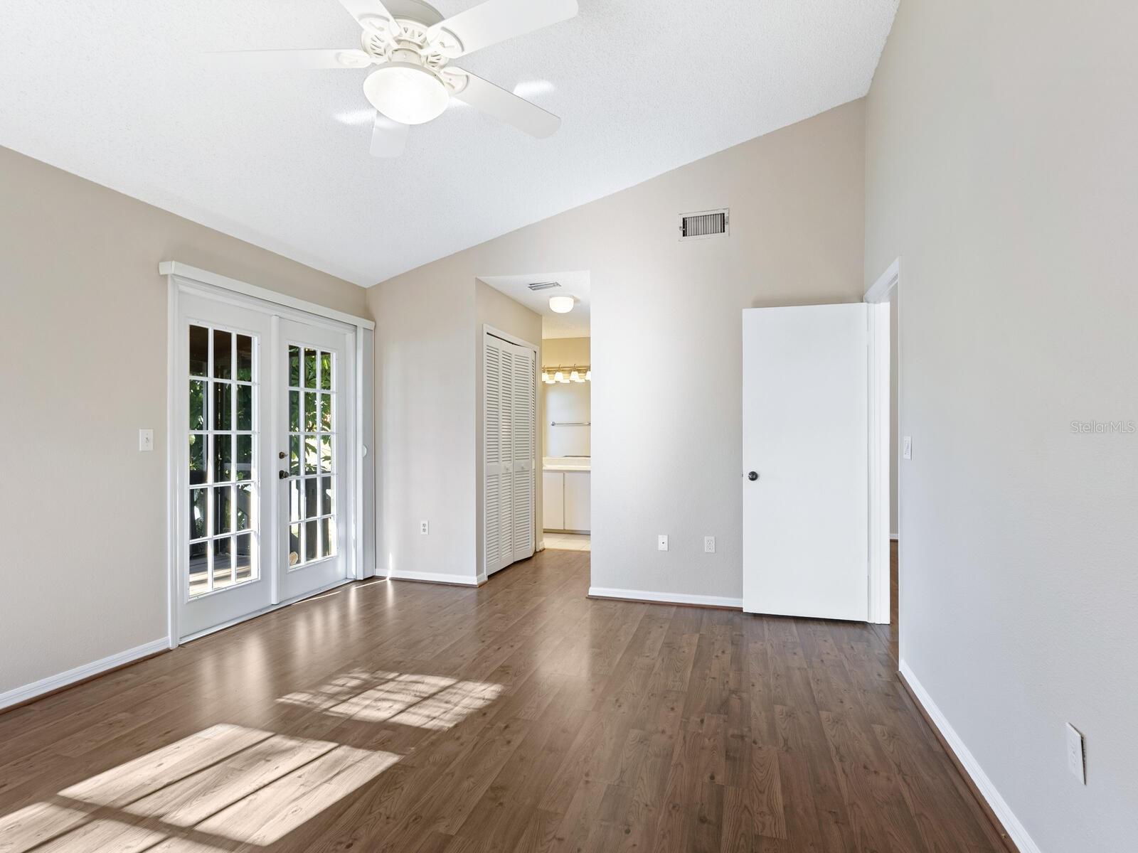 Image 22 of 55 For 4372 Trails Drive 15-1