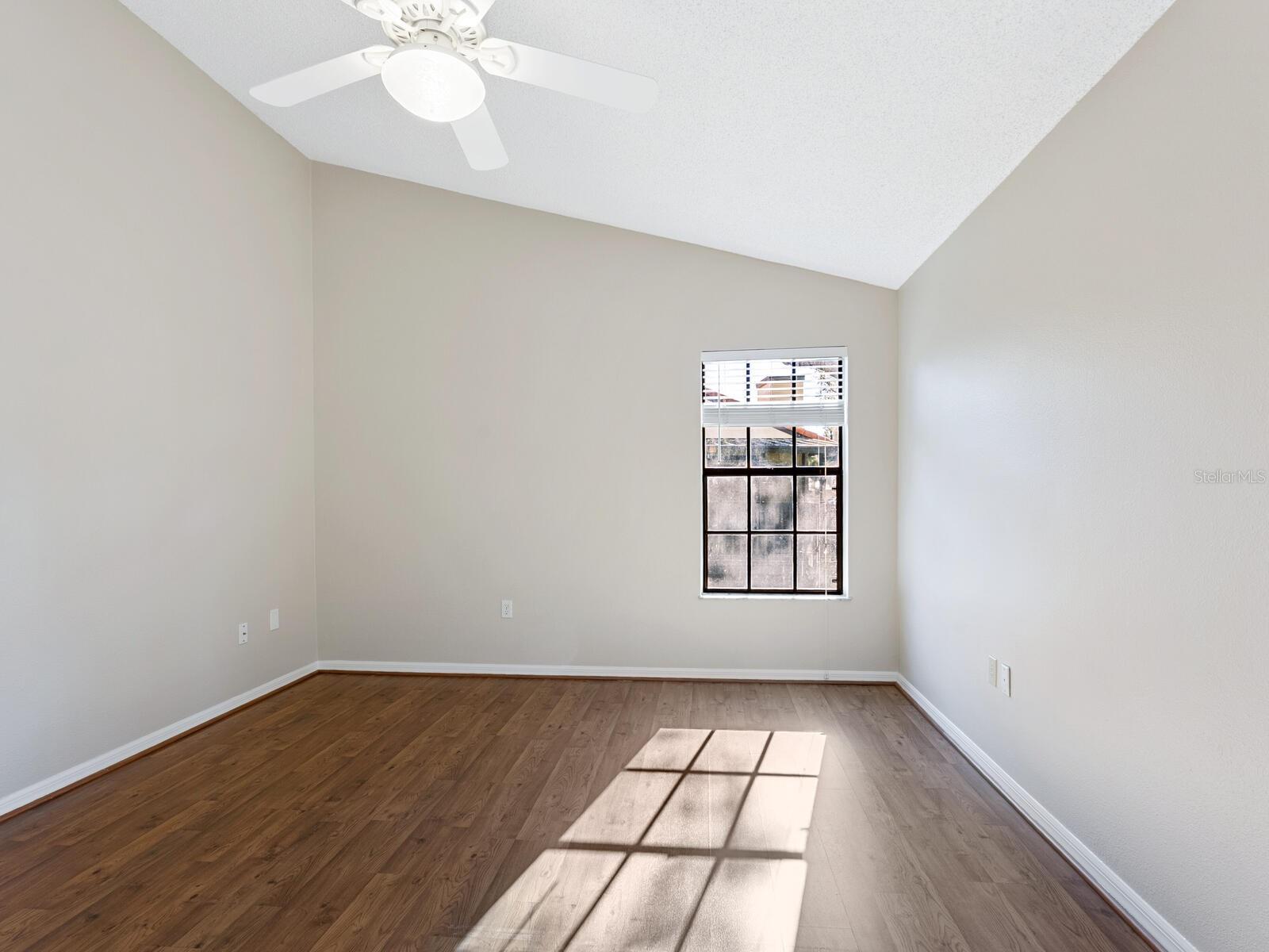 Image 25 of 55 For 4372 Trails Drive 15-1